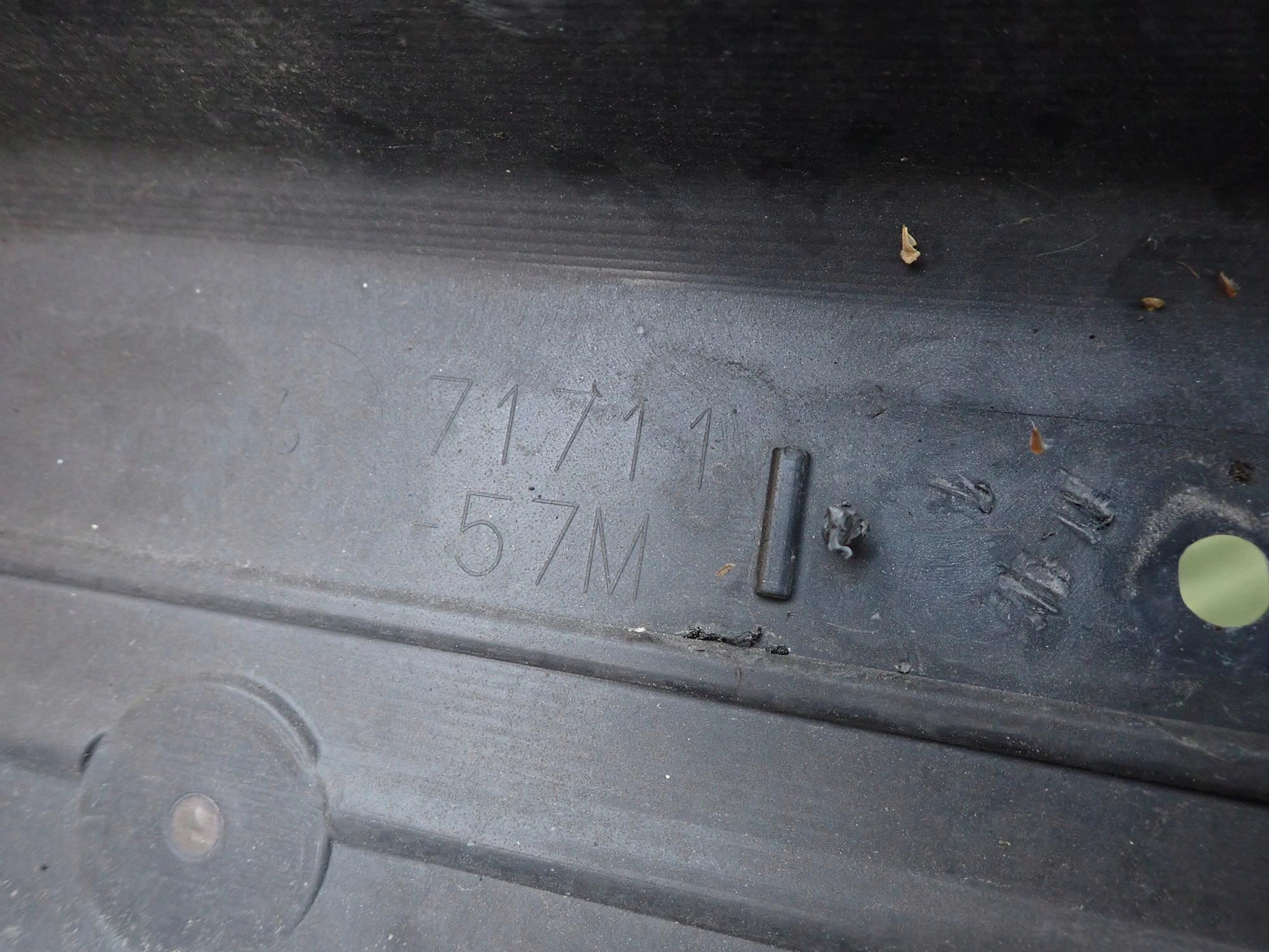 SUZUKI JIMNY III 3 LIFT 12-18 bumper front front