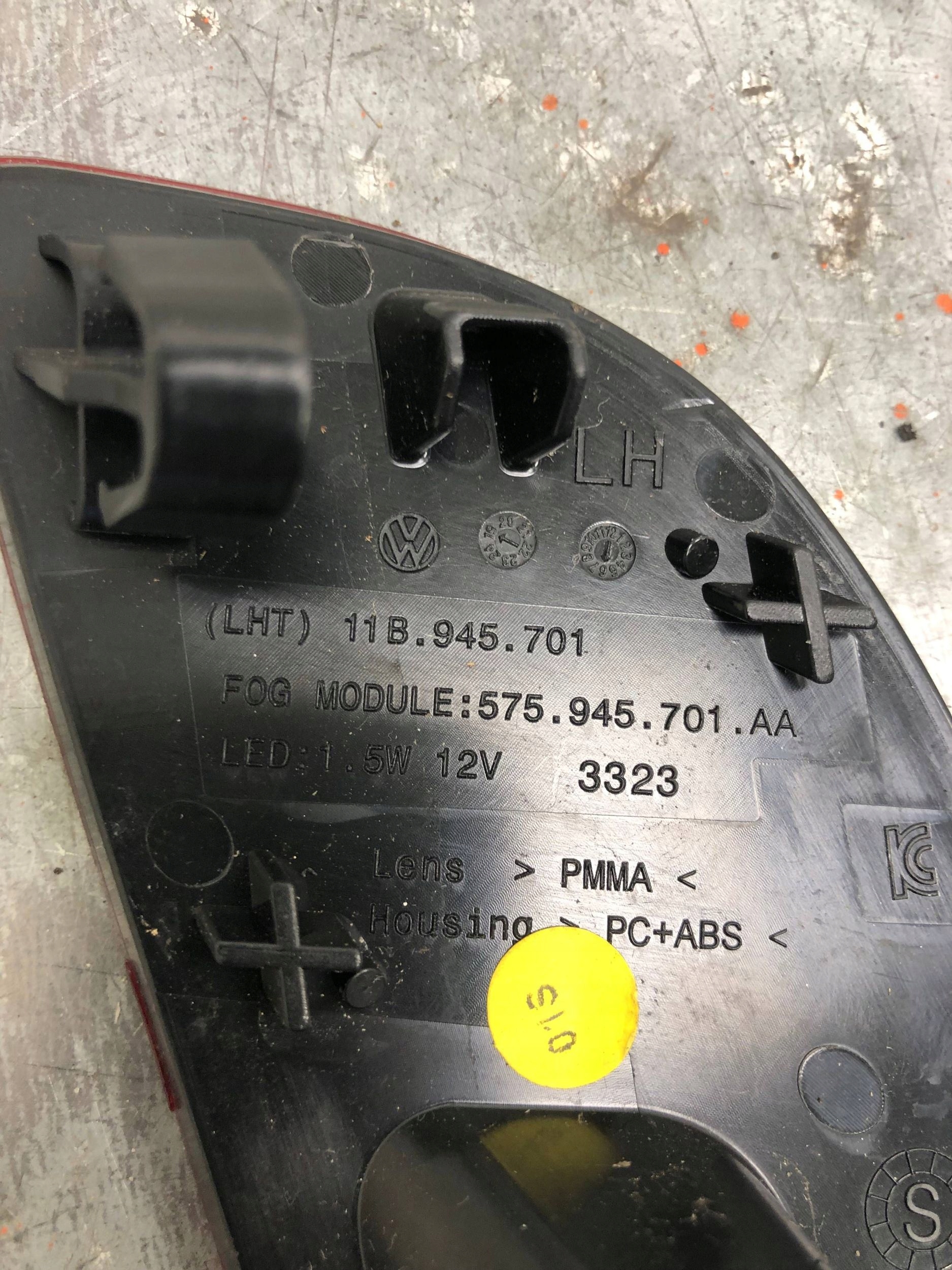 ODBLASK Licht Nebelscheinwerfer links heck VW ID4 ID.4 11B945701
