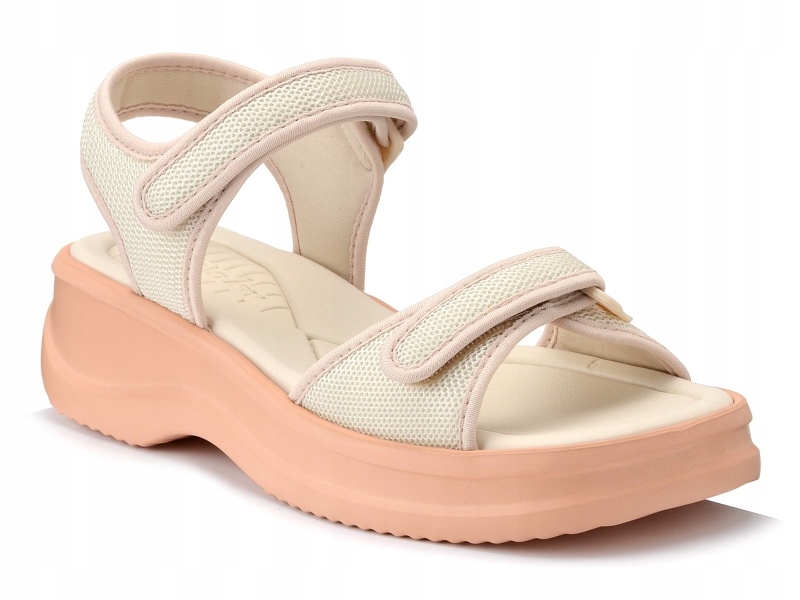 

Sandały damskie na koturnie Azaleia 18451 37