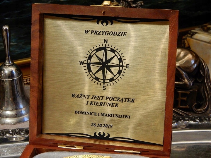 KARTY KOŚCI PUDEŁKO PALISNDER PREZENT TOP GRAWEr m Liczba kart w talii 52