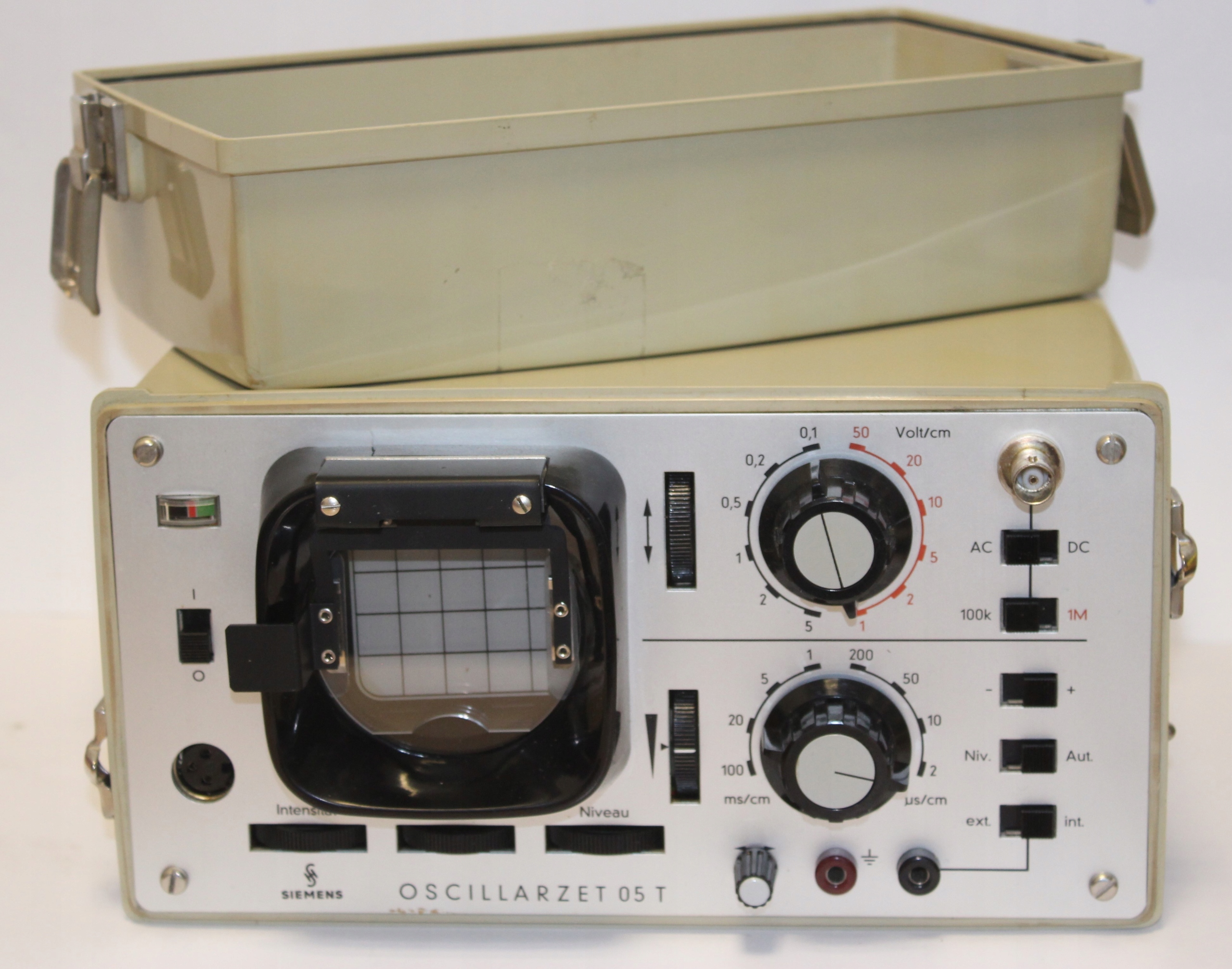 Oscyloskop do 5 MHz 05T M338-A1 SIEMENS