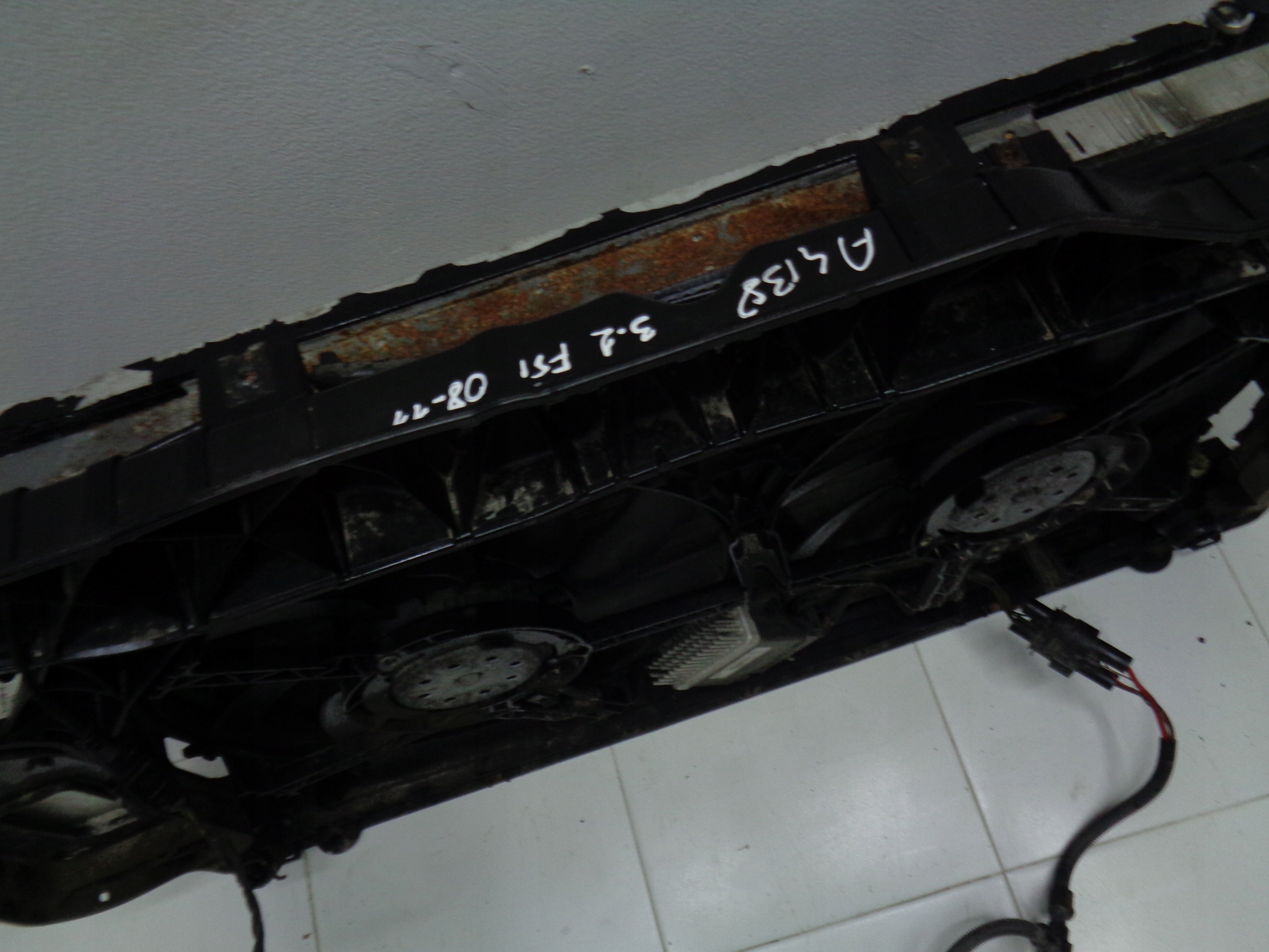 AUDI A4 B8 3.2 FSI support panel for radiators radiator fans sider KOMPLET 08-11r