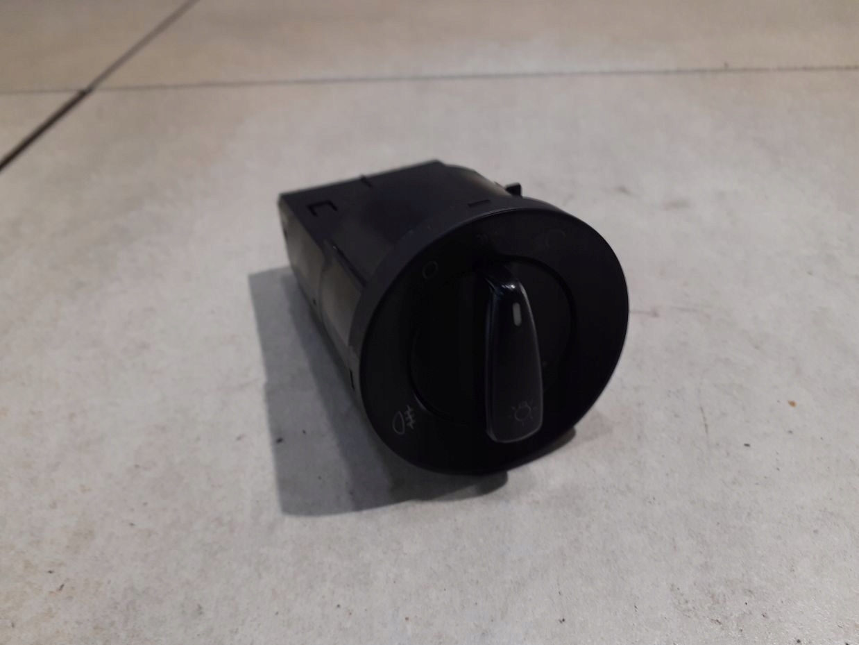 light switch PASSAT B5 LIFT 1.9 TDI 1C0941531
