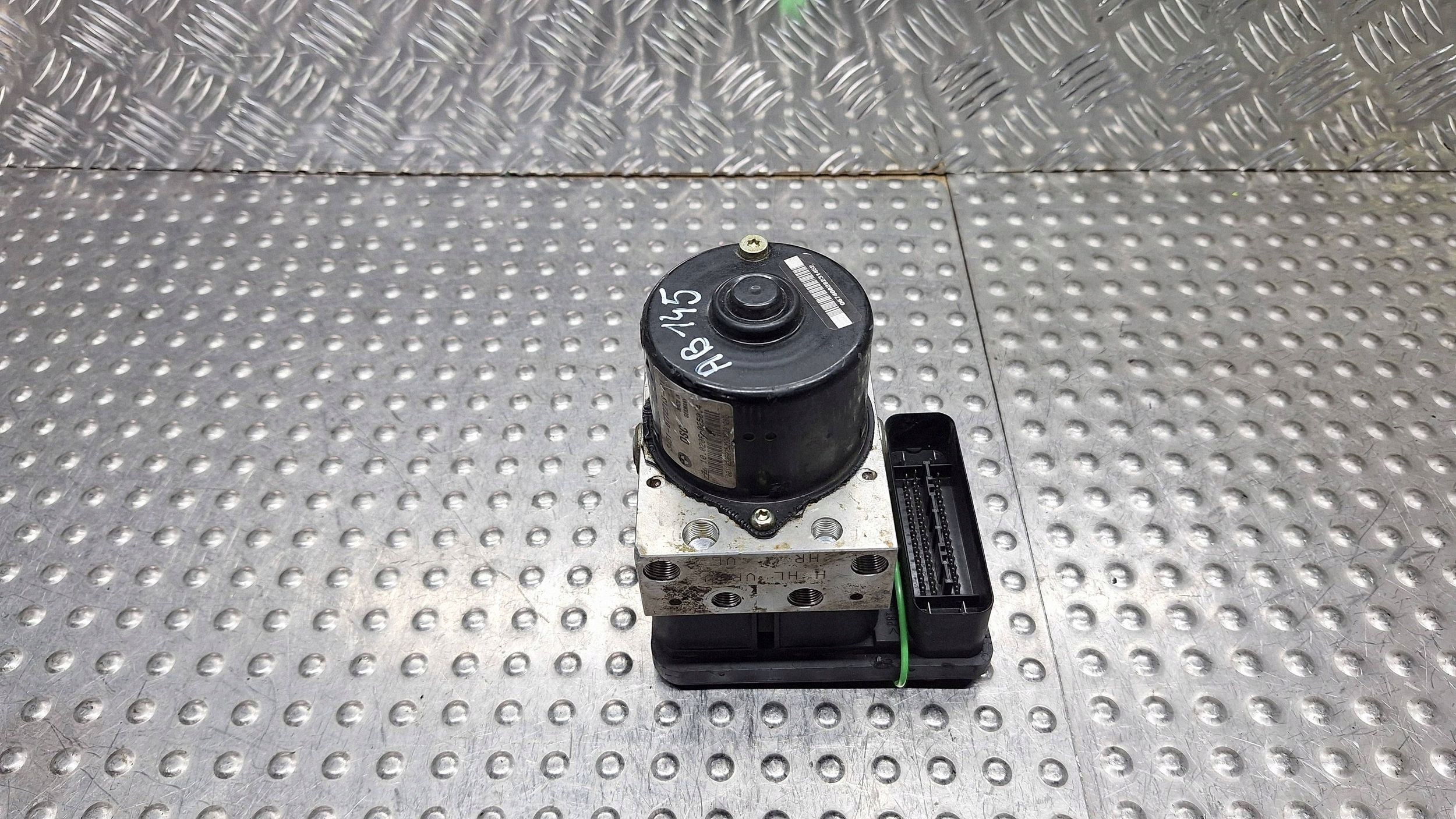 pump control unit ABS 6772214 6772213 BMW E81 E82 E87 E88 E90 E91 E92 E93