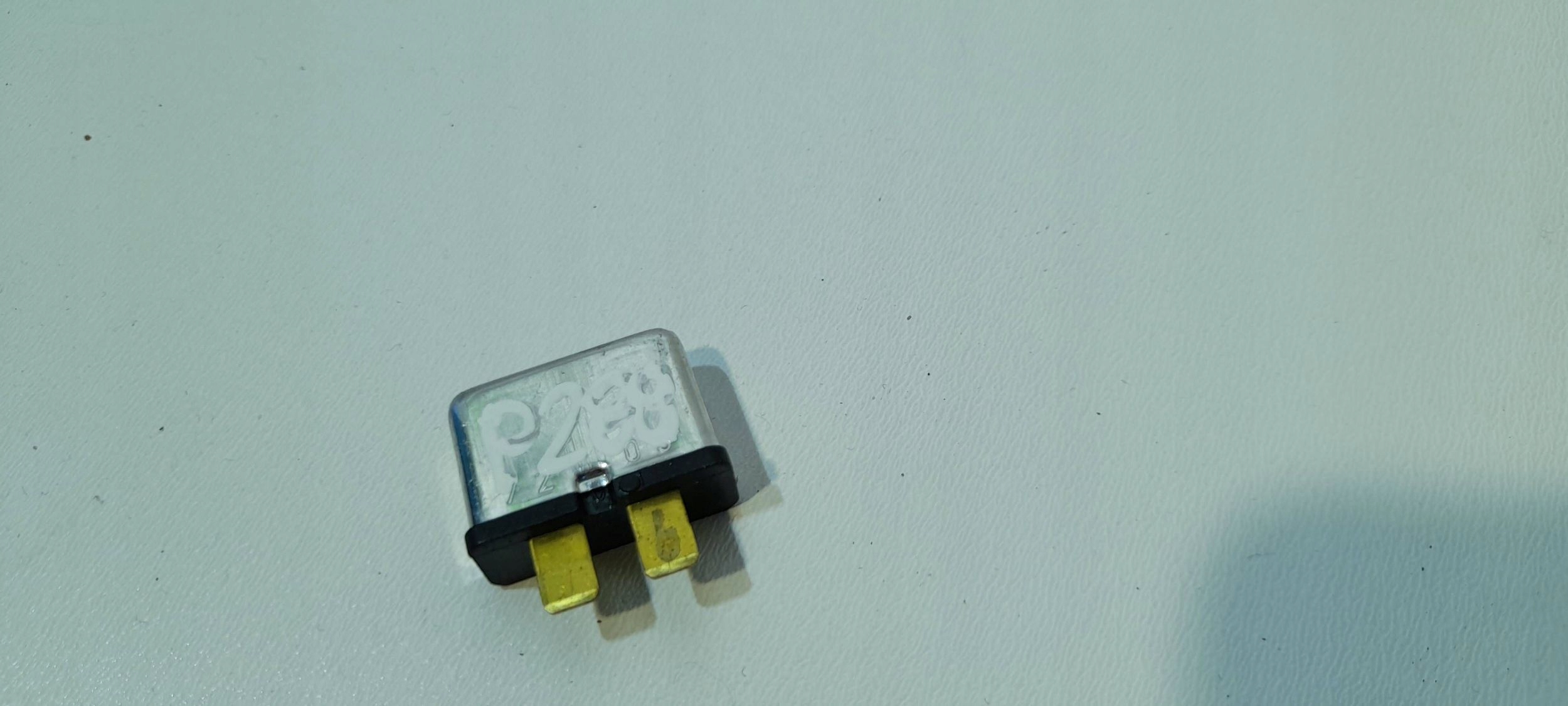 Audi VW VAG relay 443937105B (P288)