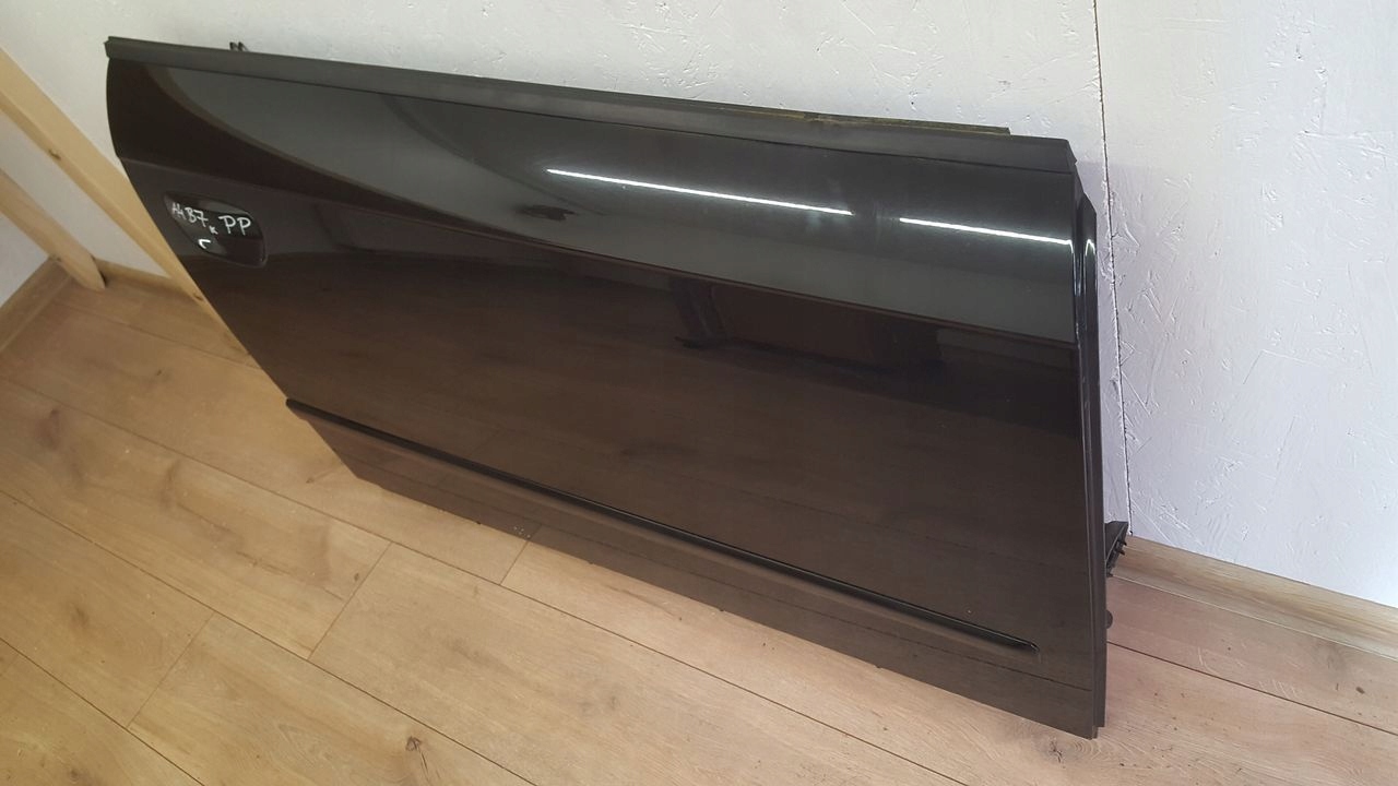 door front front right Audi A4 B7 2,0 TDI