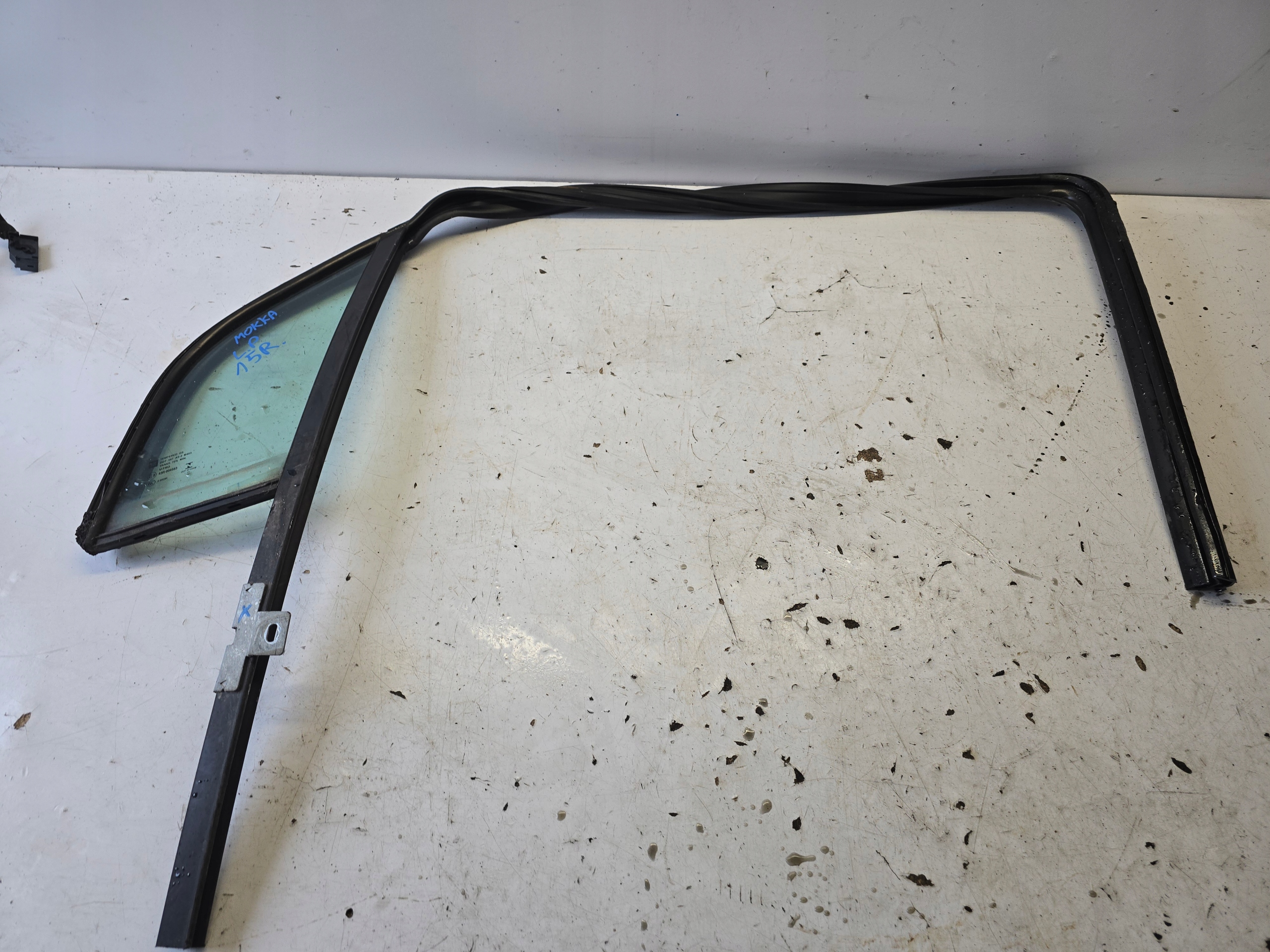 OPEL MOKKA window window gasket door left front MALA 15
