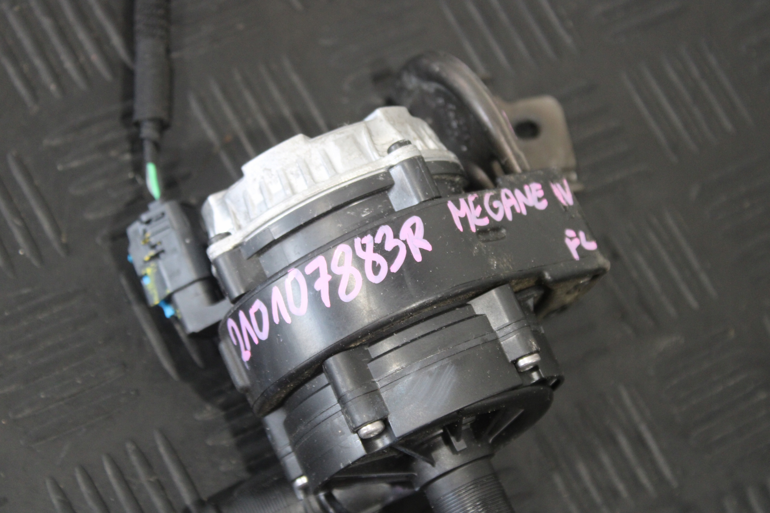 PUMPA CIRKULACIJE VODE MEGANE IV 4 LIFT 210107883R