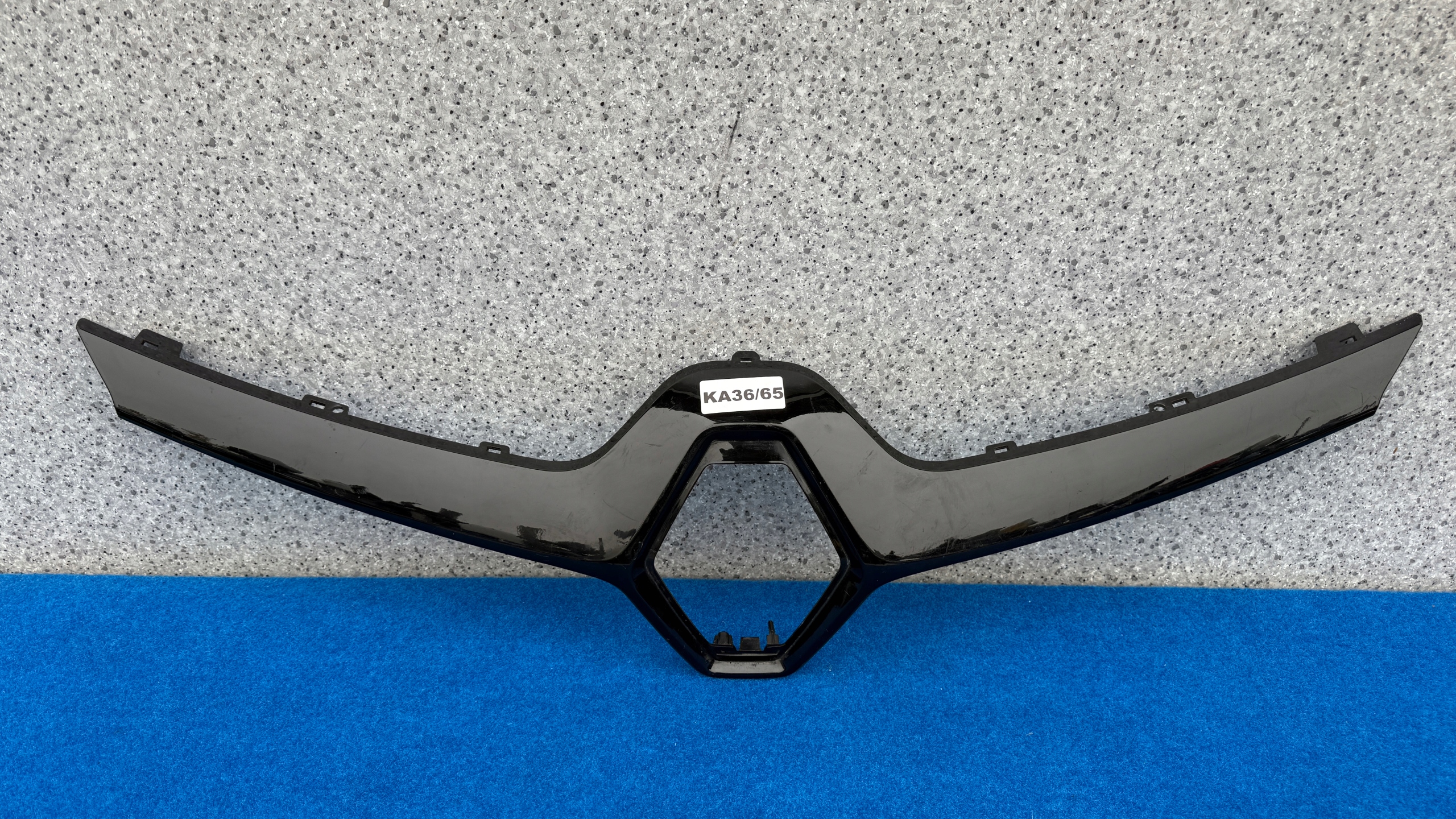 RENAULT SCENIC 4 IV 2016R+ front PREKLADgrill frame moulding front KA36/65