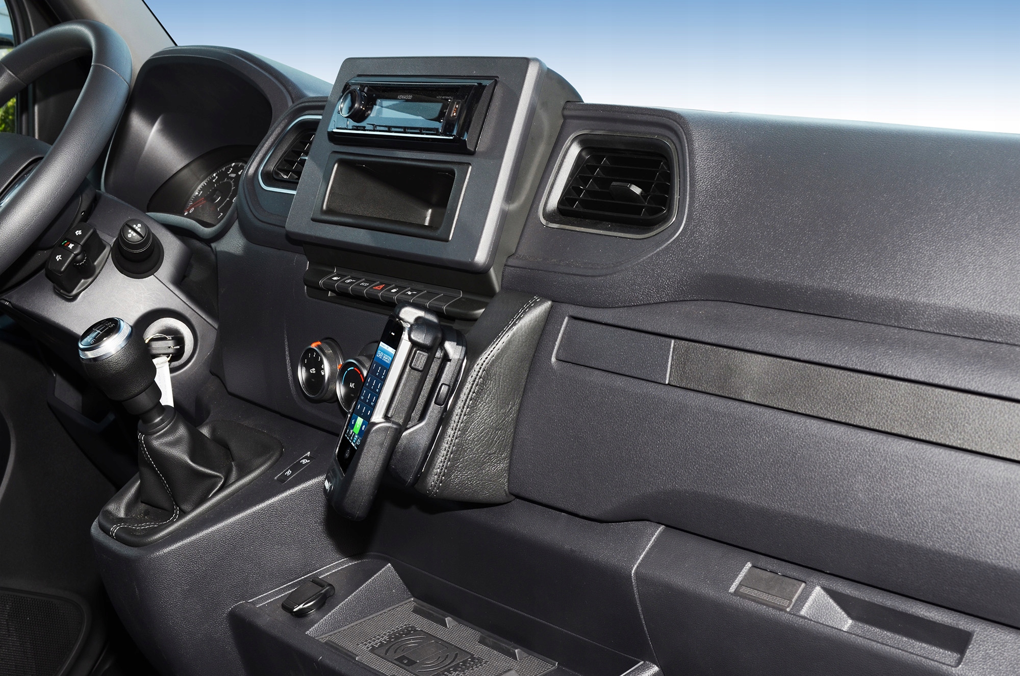 Konzola Kuda pro telefon Renault Master od roku 2019