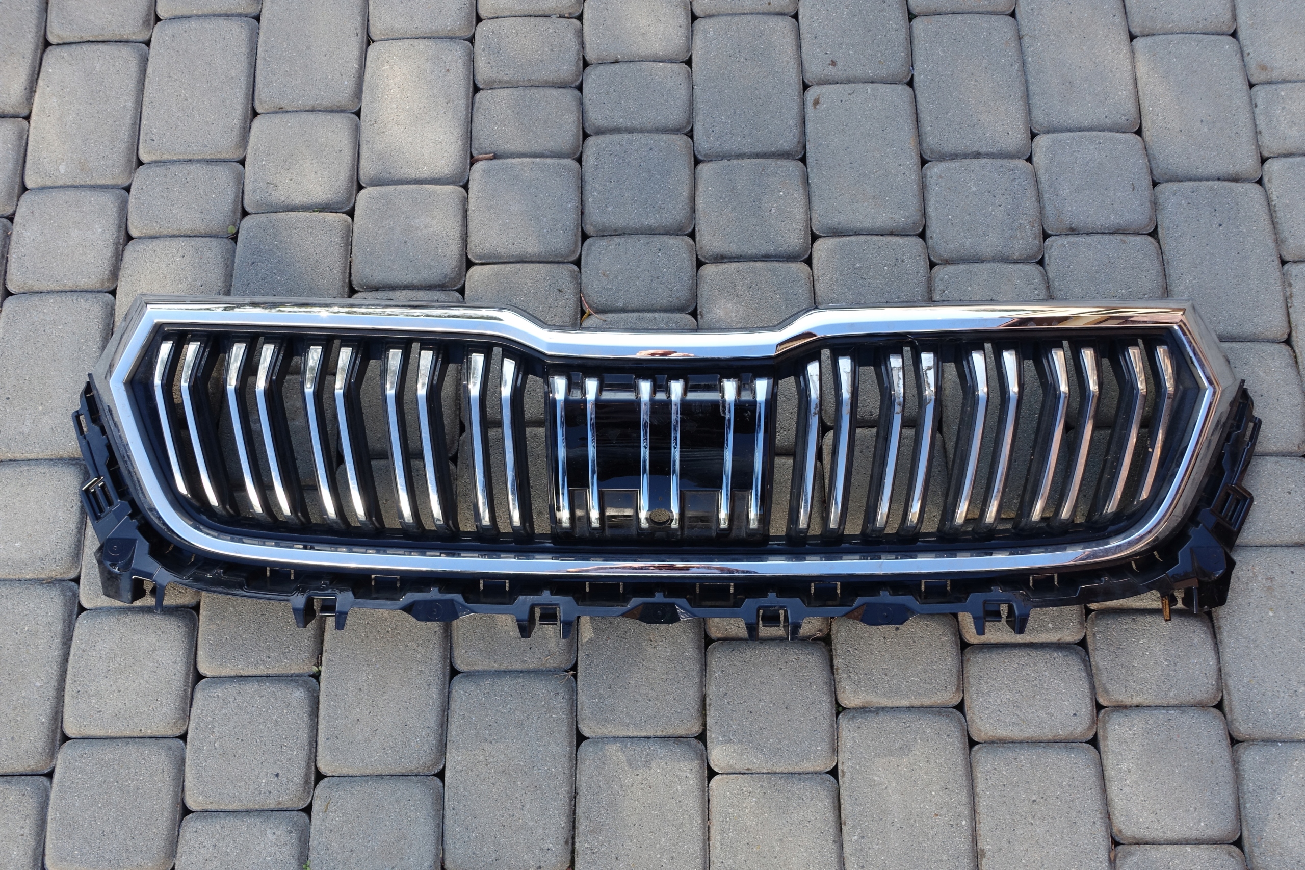 Skoda Kodiaq NS Kühlergrill FRONTGRILL Kühlergitter - Thumbnail 1