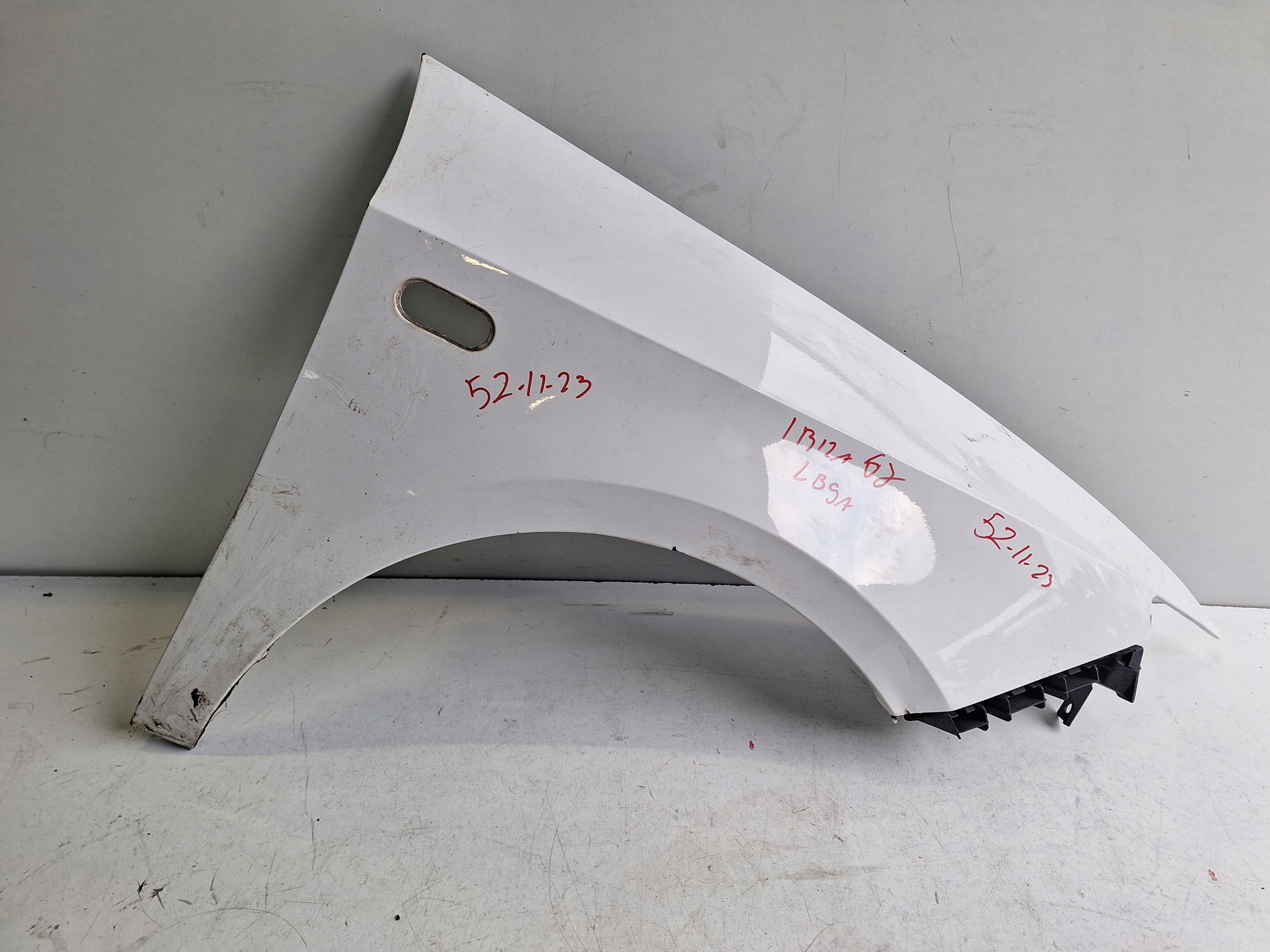 SEAT IBIZA IV 6J 08-17 parafango Destra LB9A
