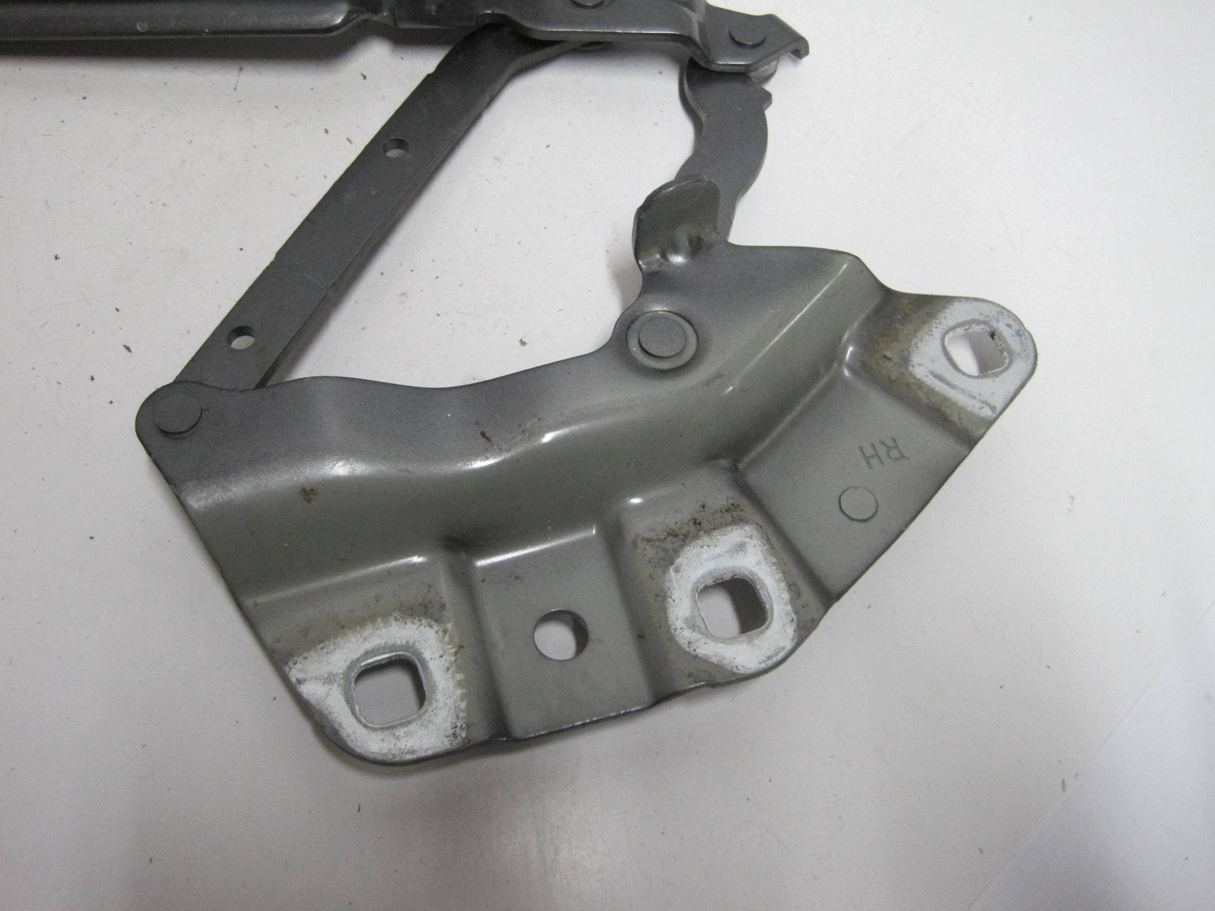 hinge bonnets right JAGUAR and-PACE J9D316800AA