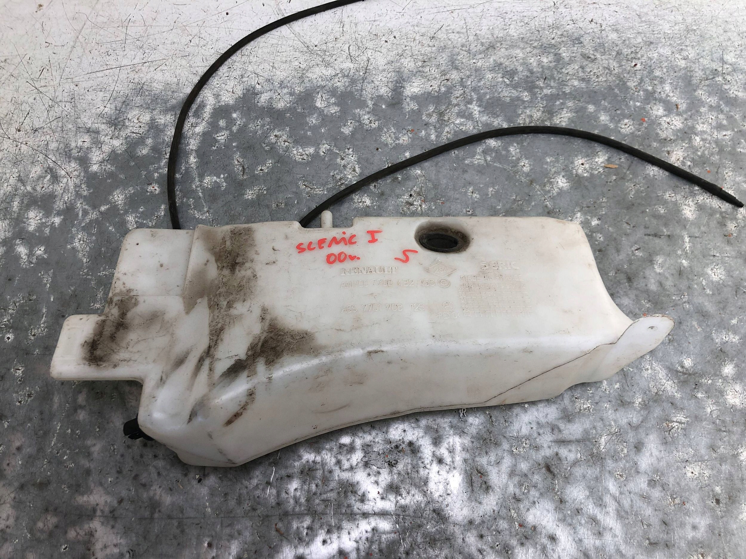 washer fluid tank RENAULT SCENIC and 7700432156