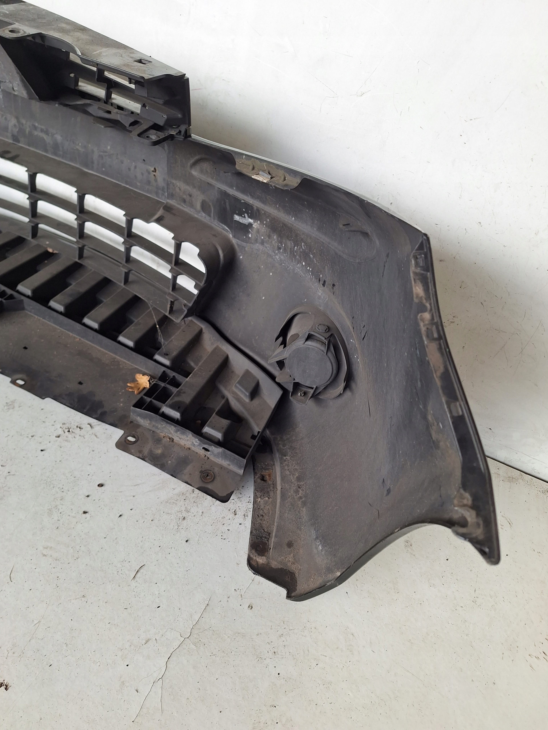 NISSAN NOTE E11 LIFT 09-12 bumper + grille