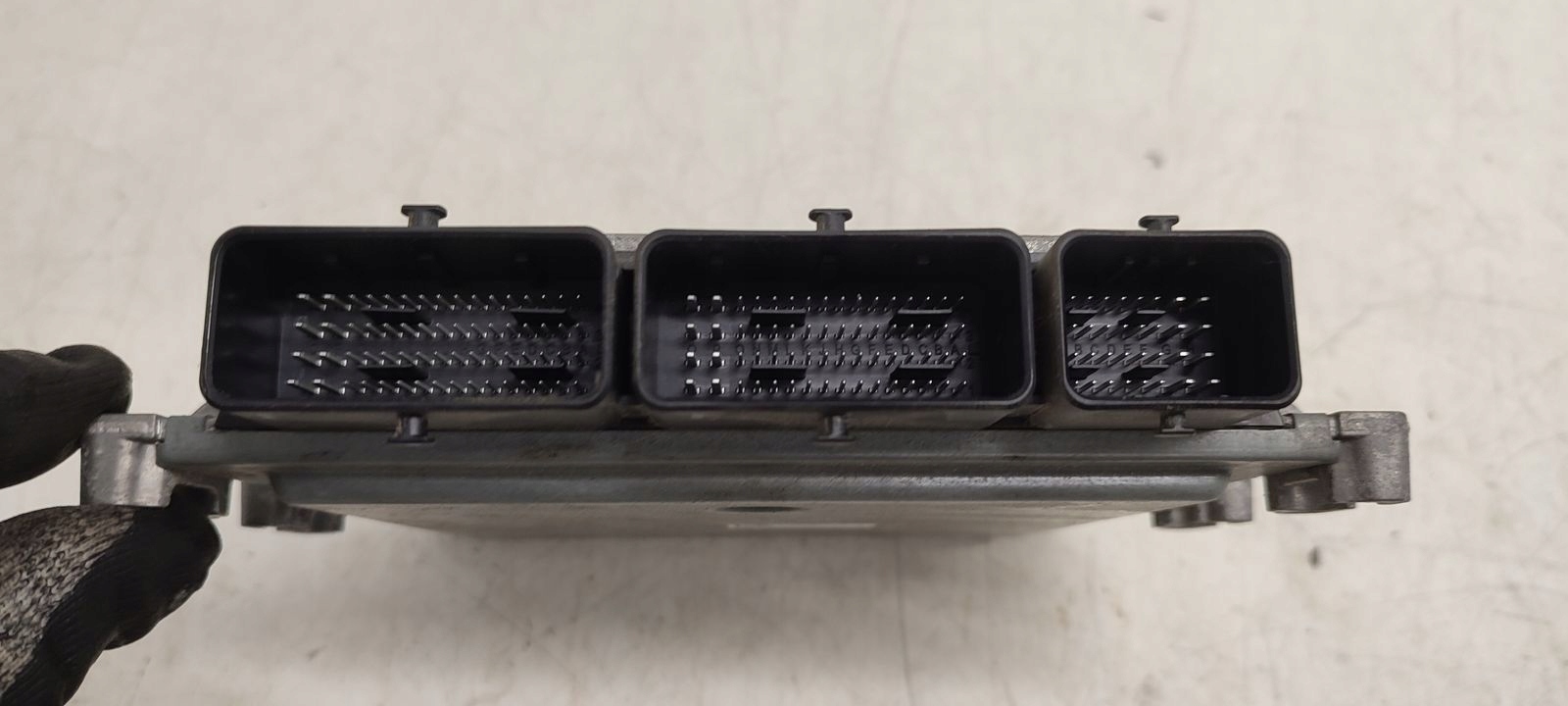 control unit computer of the engine Renault Kadjar 1,3 TCE