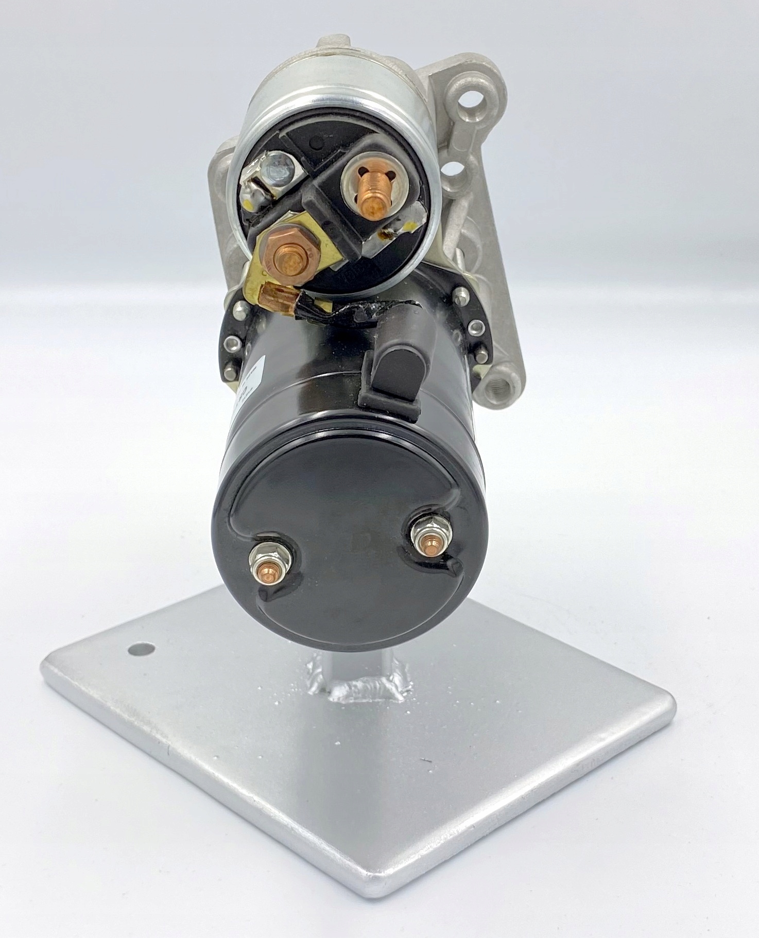 Rozrusznik OE. VALEO D6RA133 RENAULT VOLVO Producent części Valeo