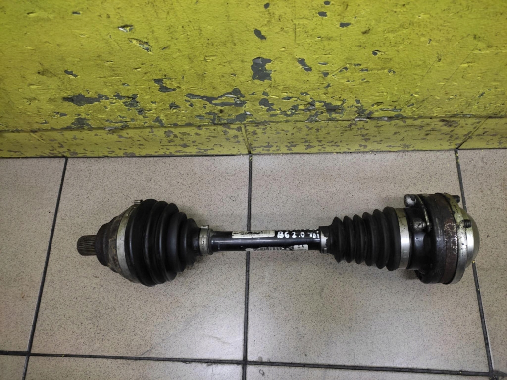 VW PASSAT B6 2.0 TDI semi-axis left front 3C0407271S