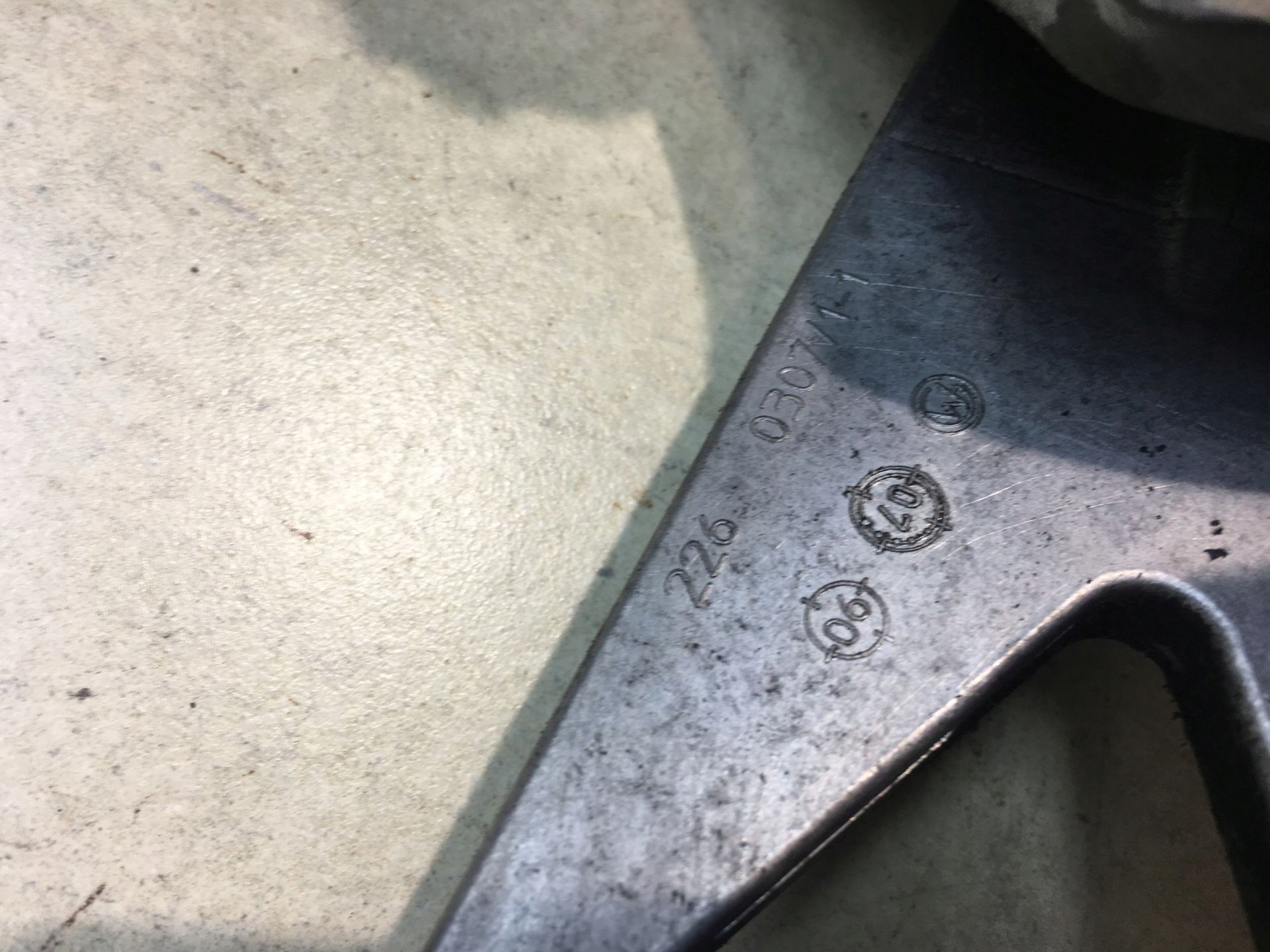 Schalthebel Schalt getriebe BMW 1 E87 7566100