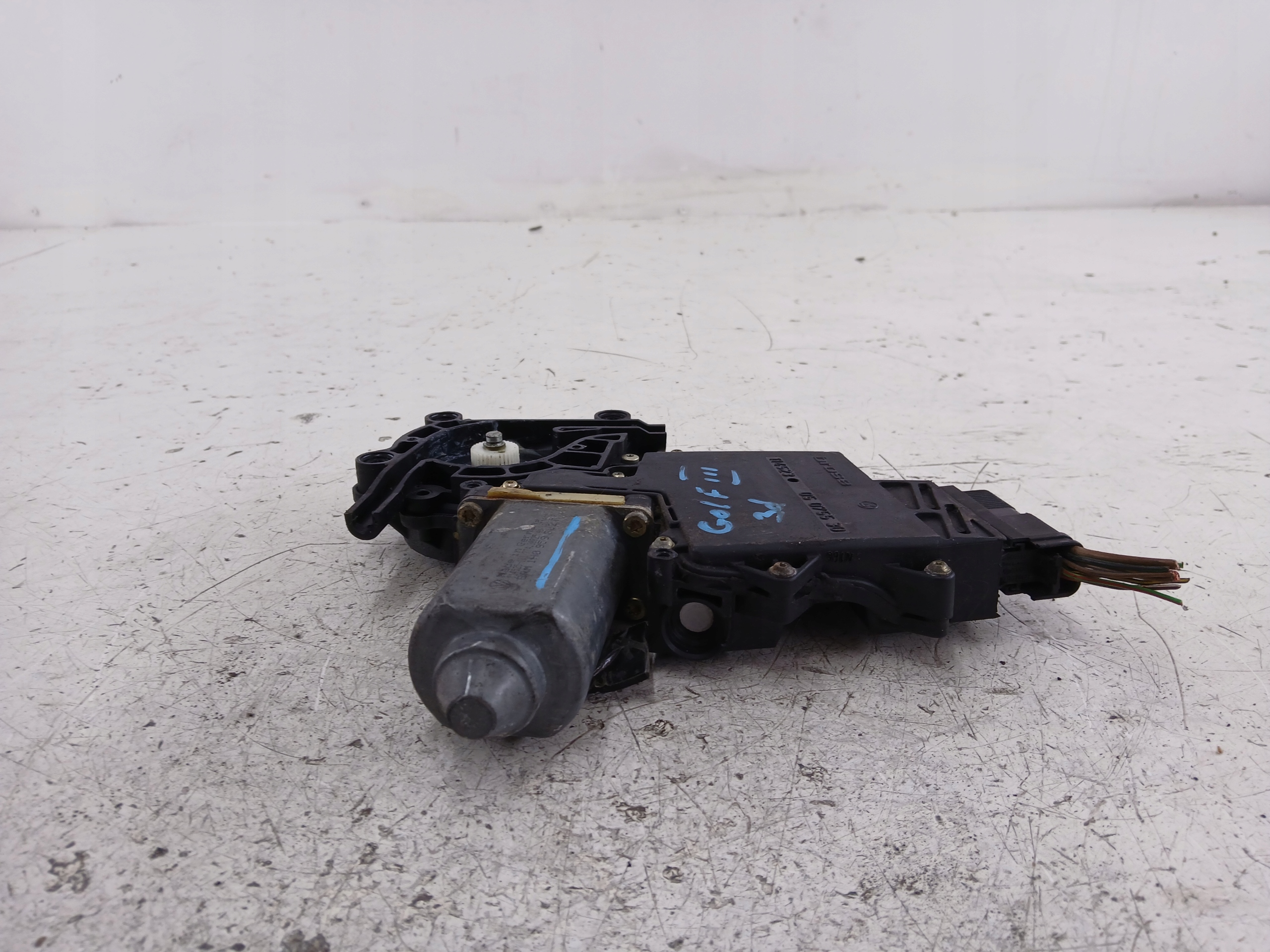 VW GOLF III 3D mini motor windows left front 1H0959802A