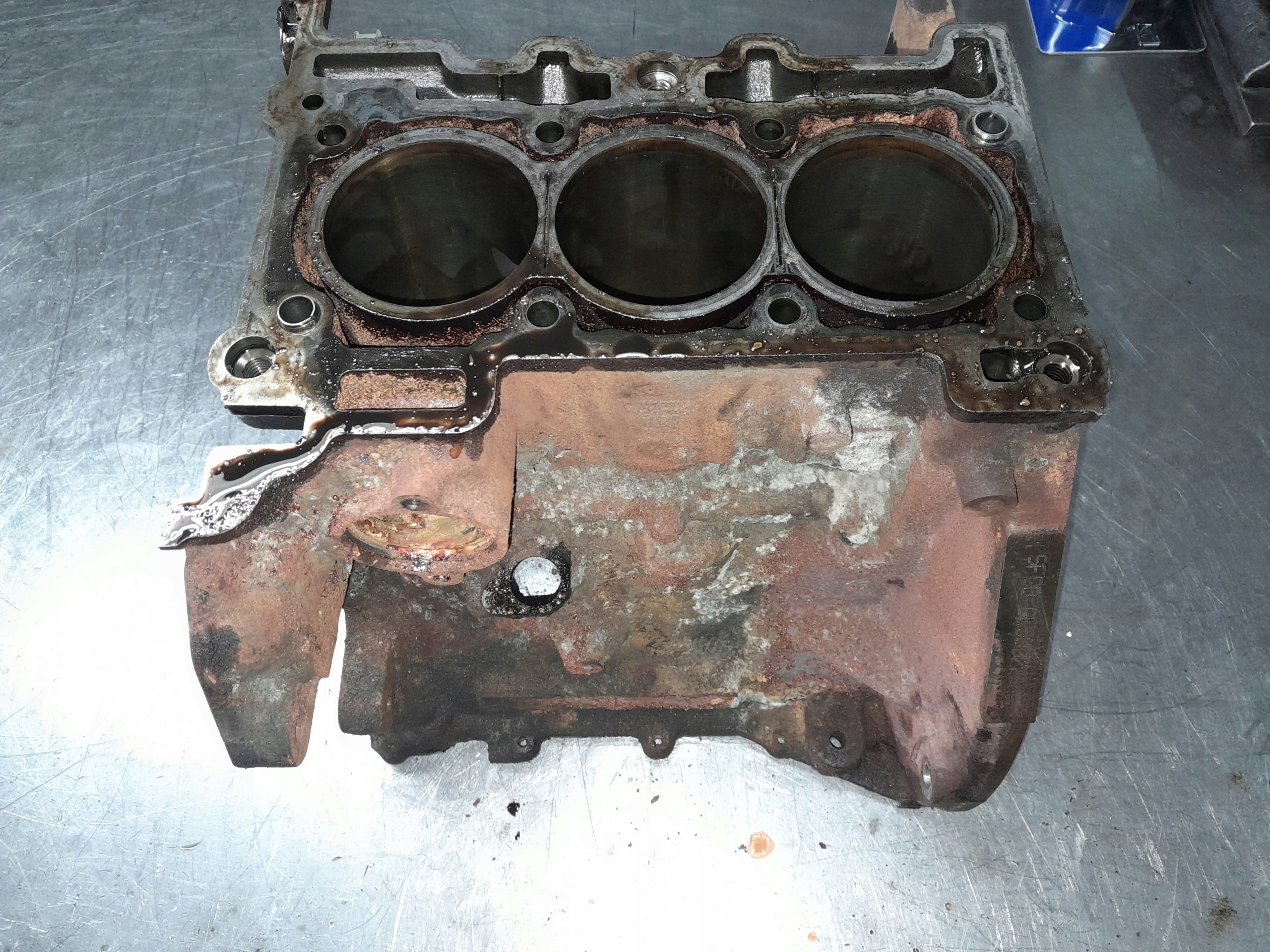 BLOK SILNIKA FORD 1.0 ECOBOOST SFCD Producent części Ford OE