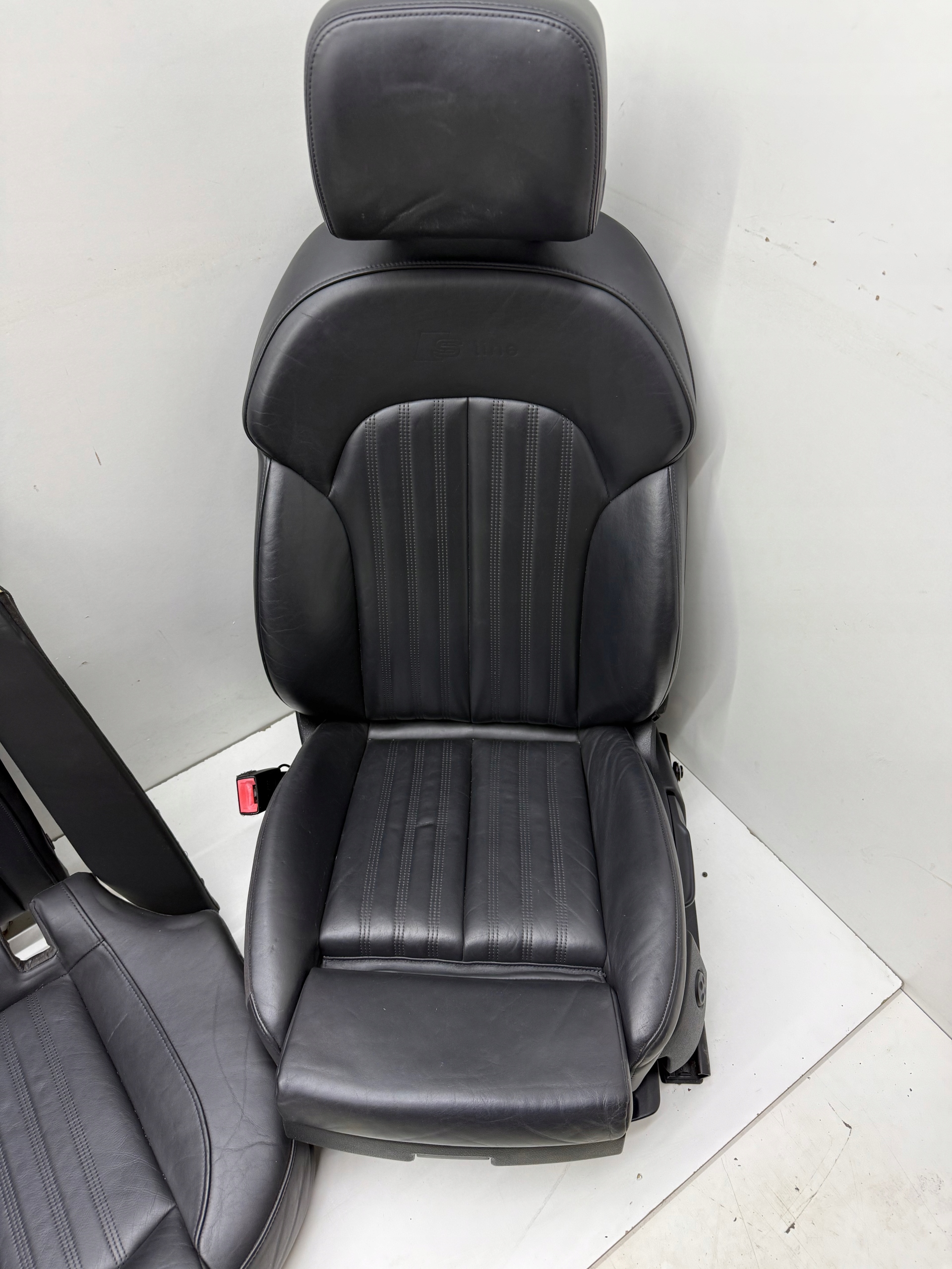 AUDI A6 C7 Berline S-LINE Siège Sièges Avant GRZANE KOMPLET