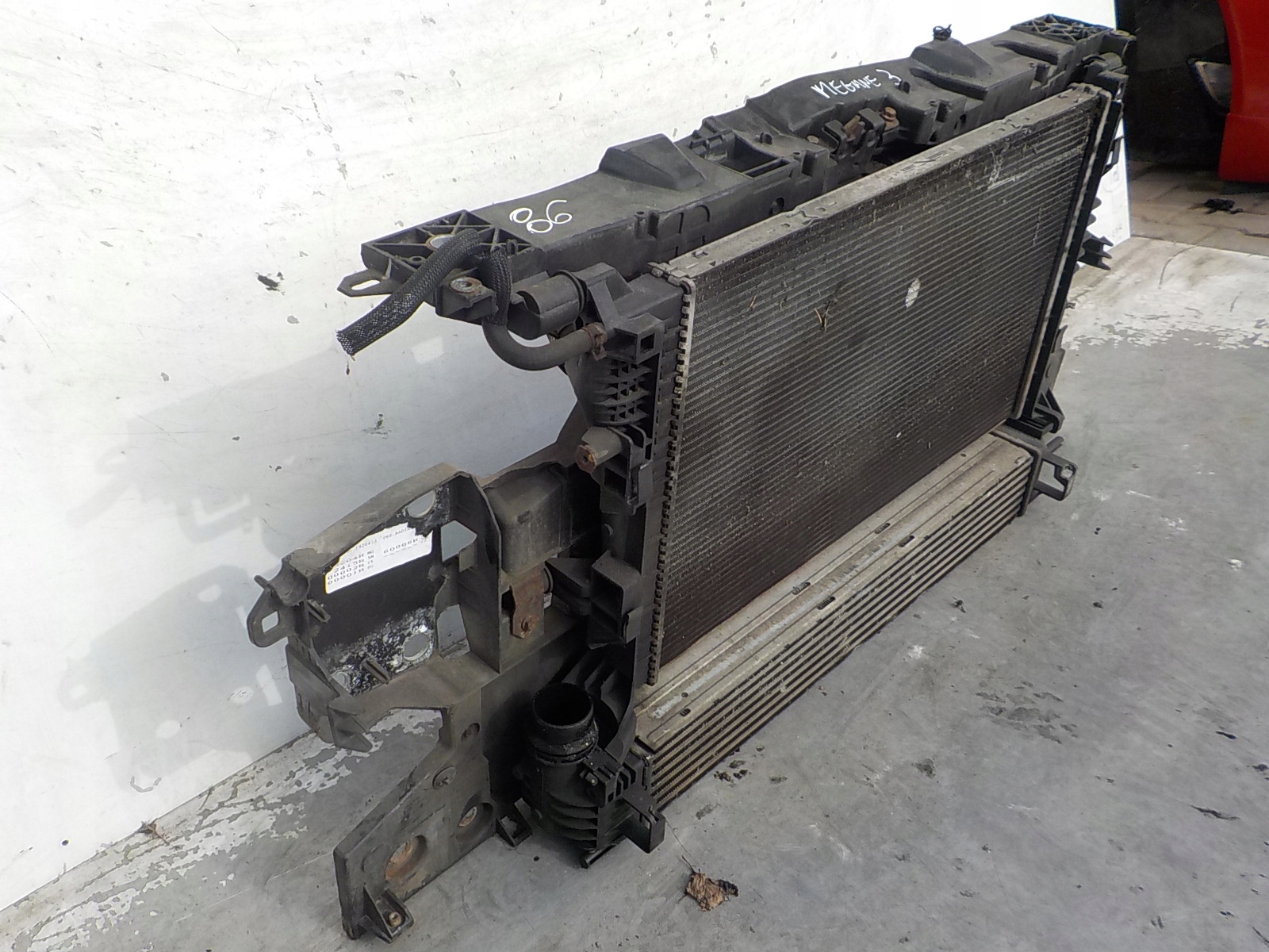 86 RENAULT MEGANE III support panel for radiators sider radiator