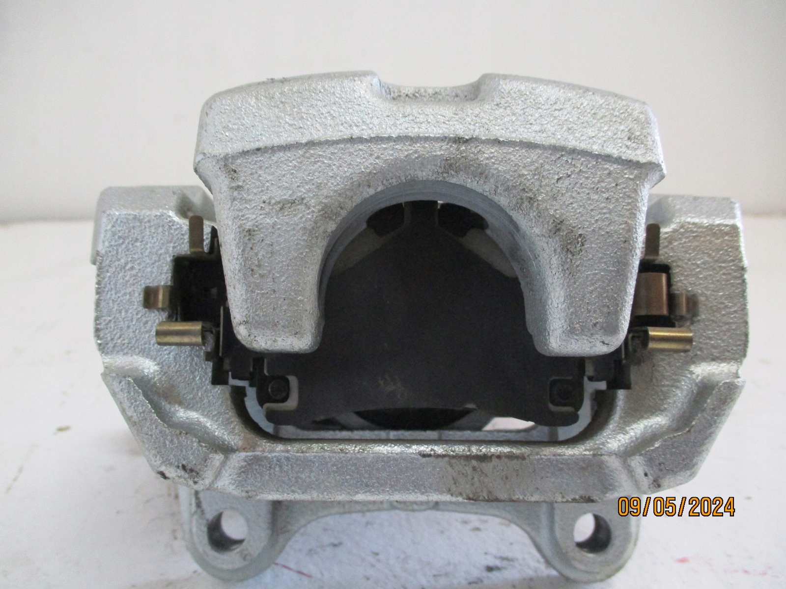 caliper brake Toyota RAV 4 RAV4 V right