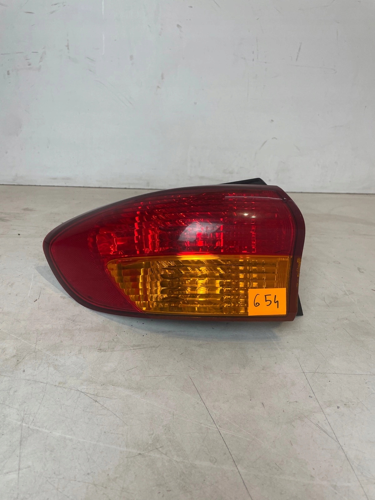 light rear part rear left Subaru Tribeca B9