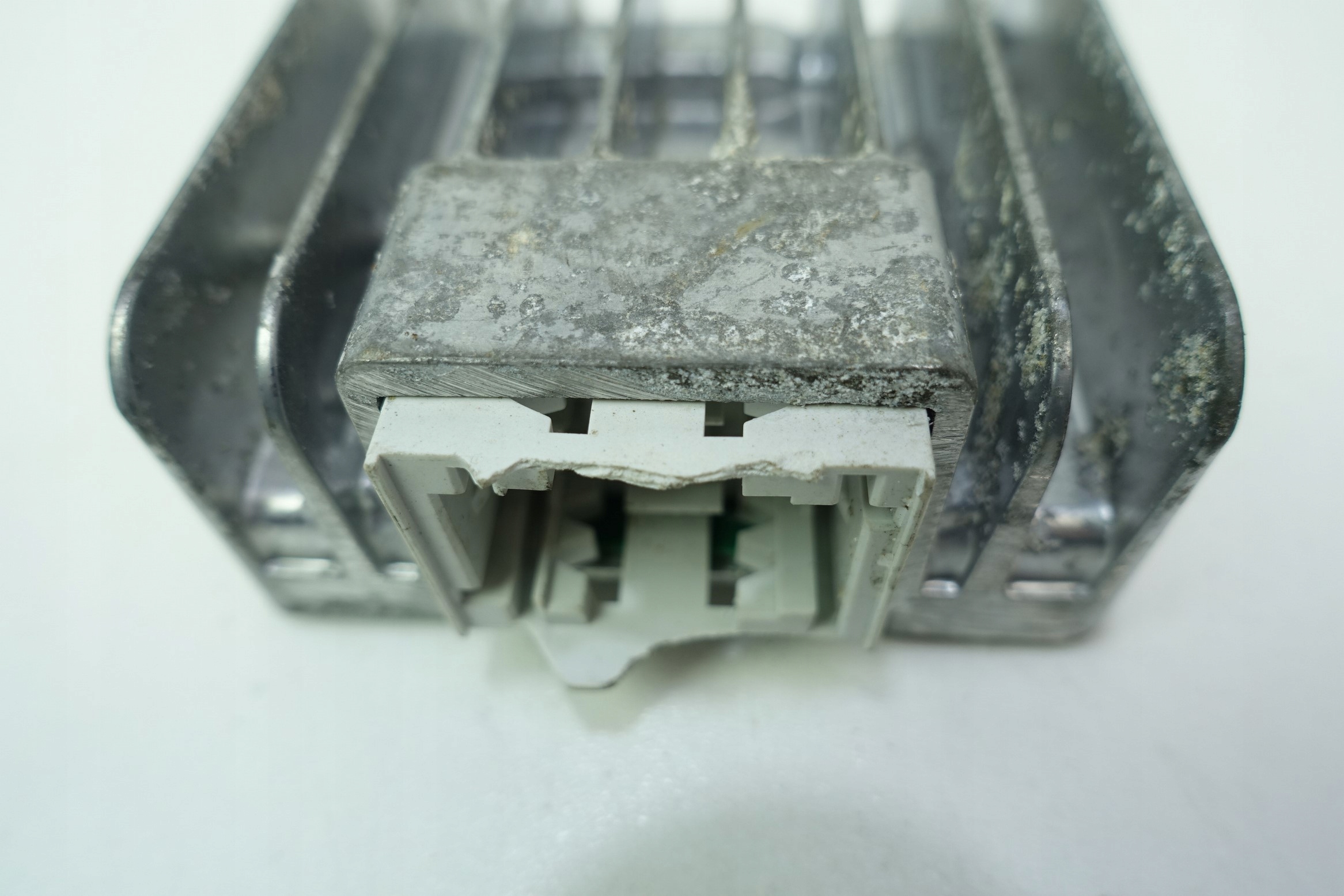 amplifier HARMAN MERCEDES W223 W447 A2439008400