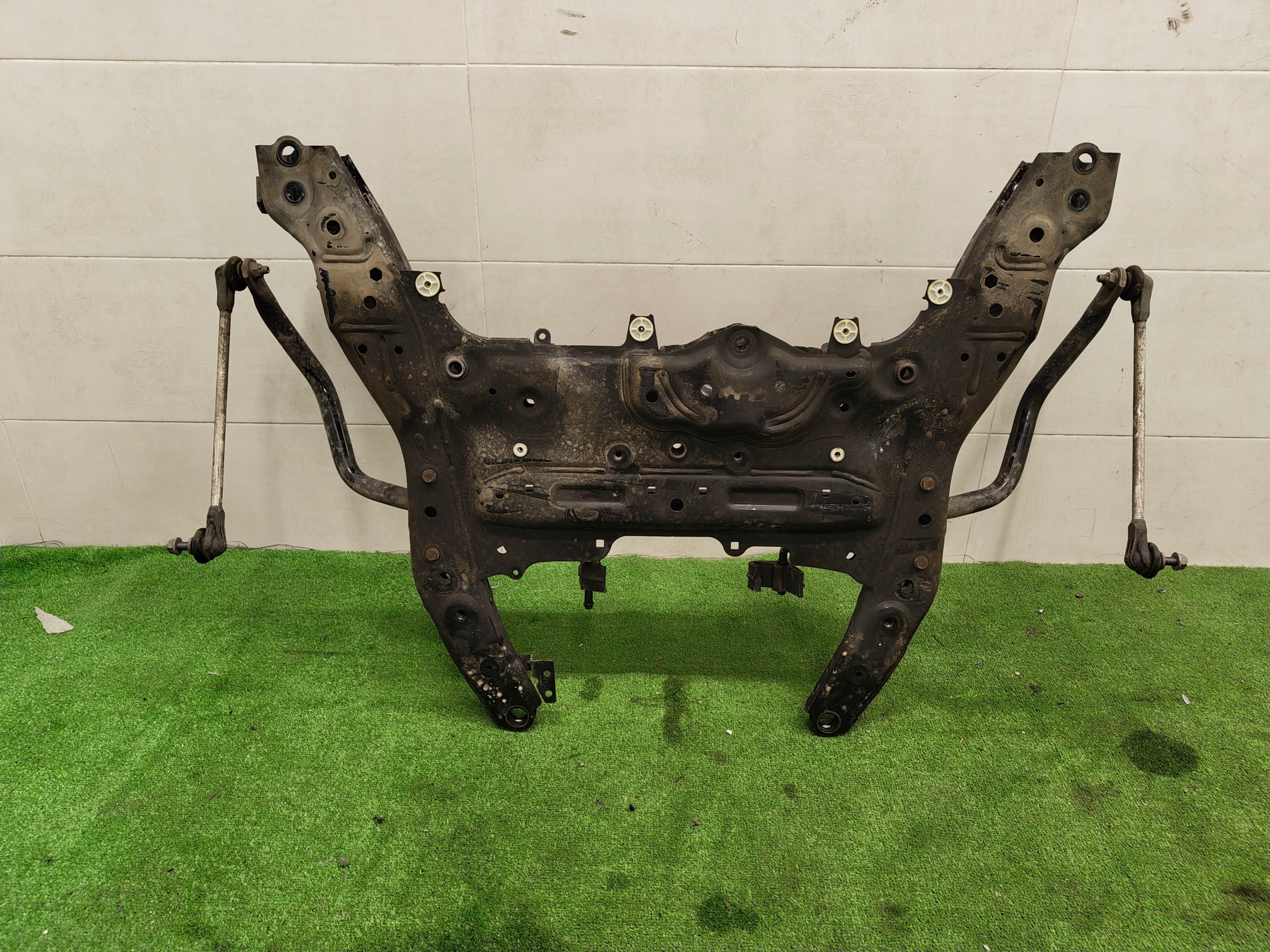 BMW 2 U06 subframe axle beam front 8836337 6892709