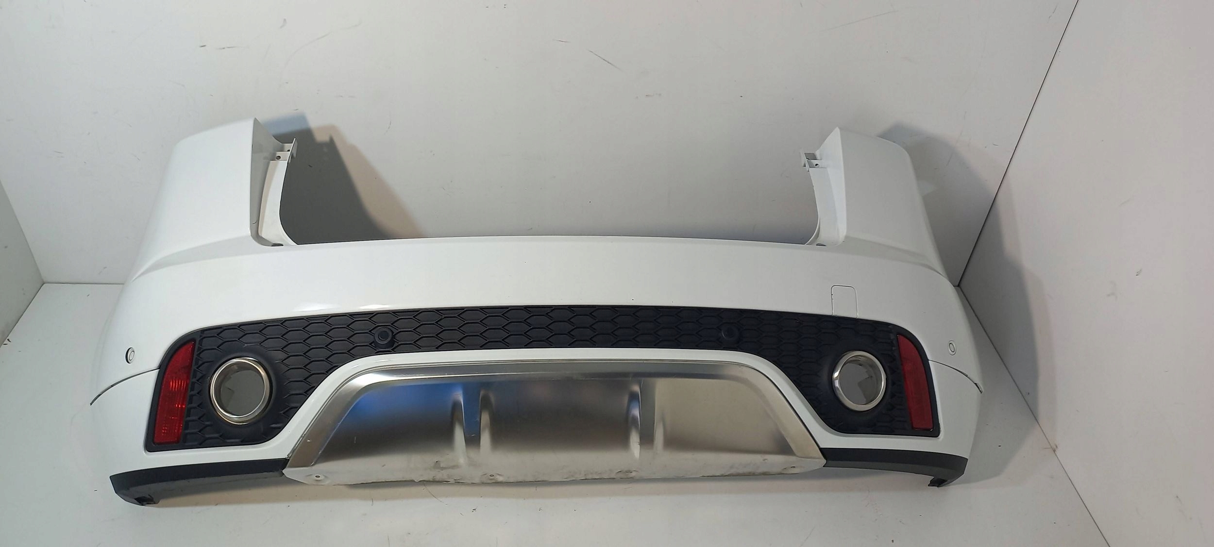 Jaguar E-Pace Stoßstange hinten 4xPDC J9C317D781A (190)