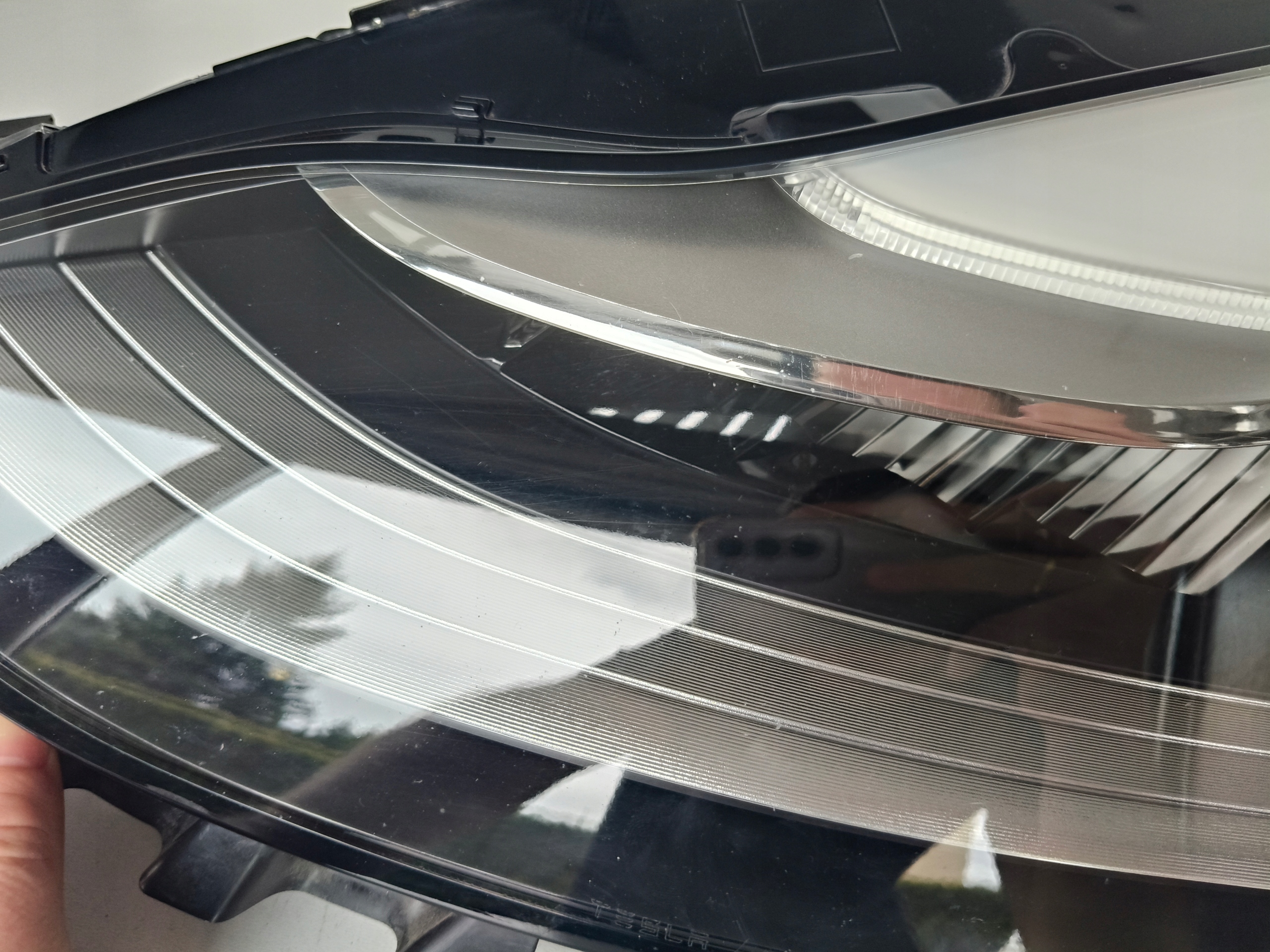 LAMPA LEWA REFLEKTOR TESLA MODEL 3 17- FULL LED Producent części Tesla