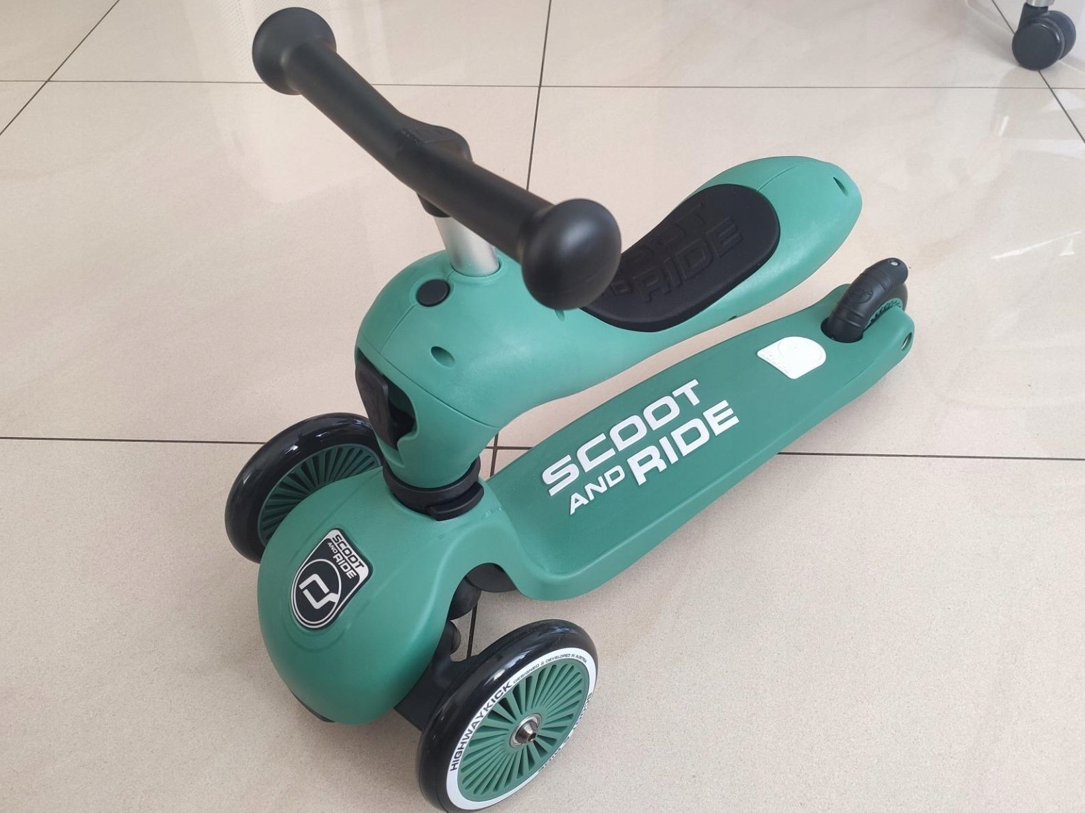 Scoot And Ride Forest ZESTAW HULAJNOGA Jeździk 2w1 + KASK z LED XXS do S 1+ Hamulec tak