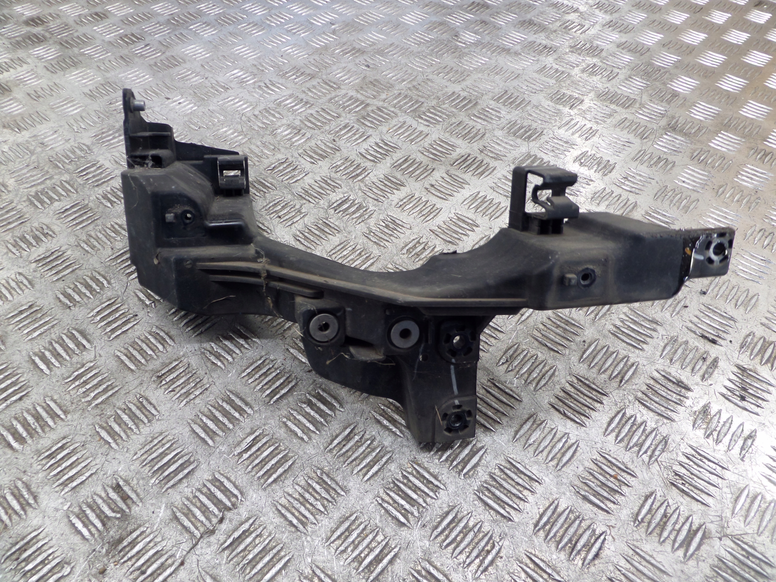 HYUNDAI I30 II GD OKULAR right 64166-A6000