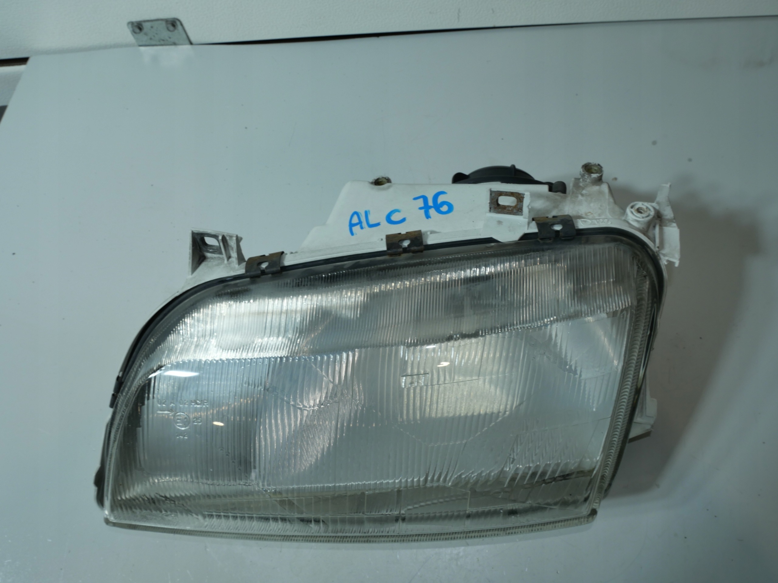 light left front VW SHARAN and 7M1941015K