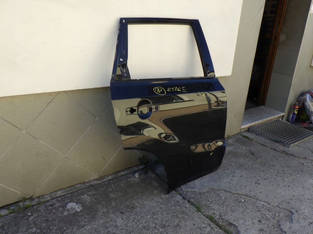 SUZUKI VITARA III 3 15- door right rear.