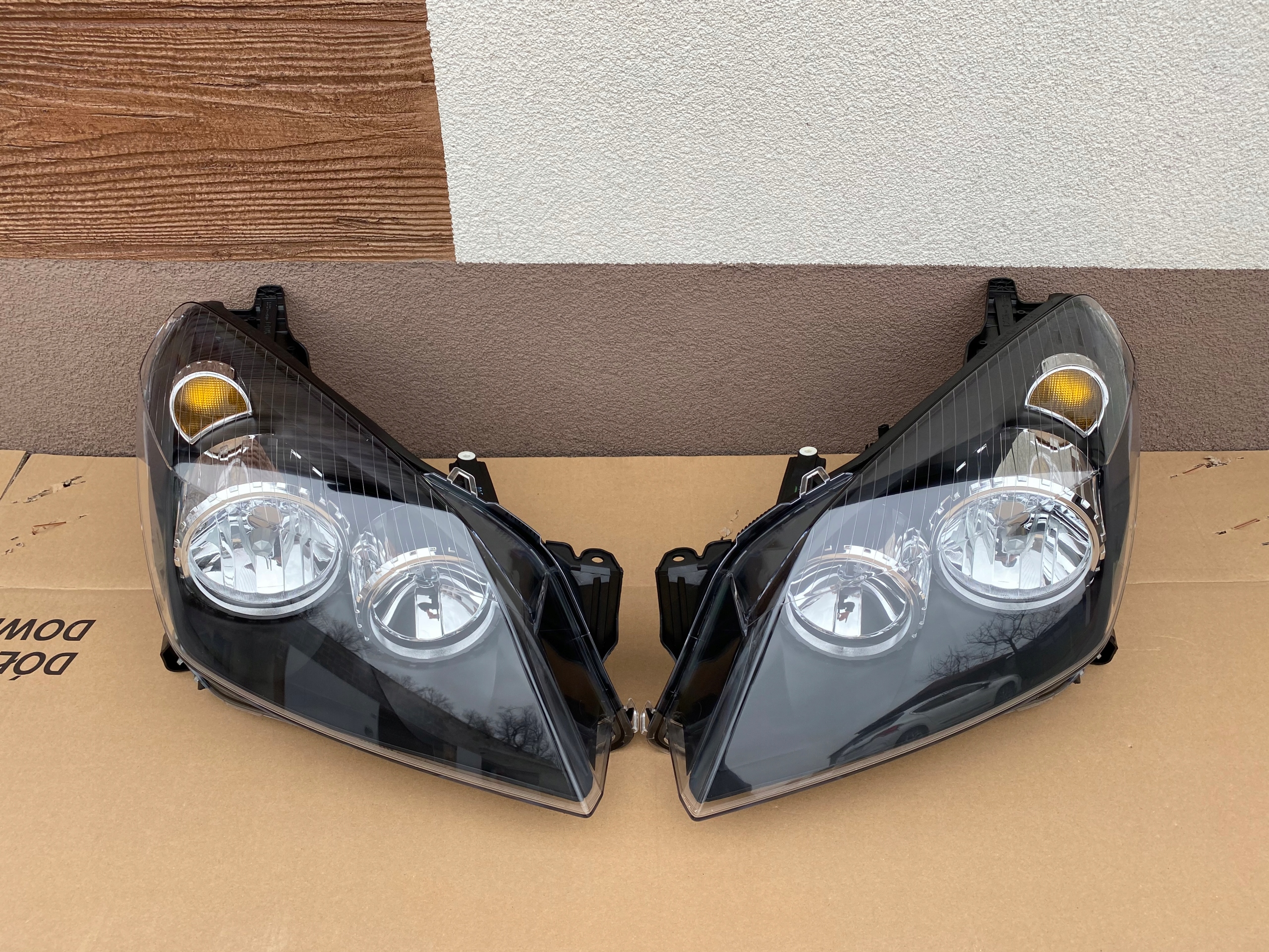 OPEL ASTRA H III 3 REFLEKTORY LAMPY KOMPLET