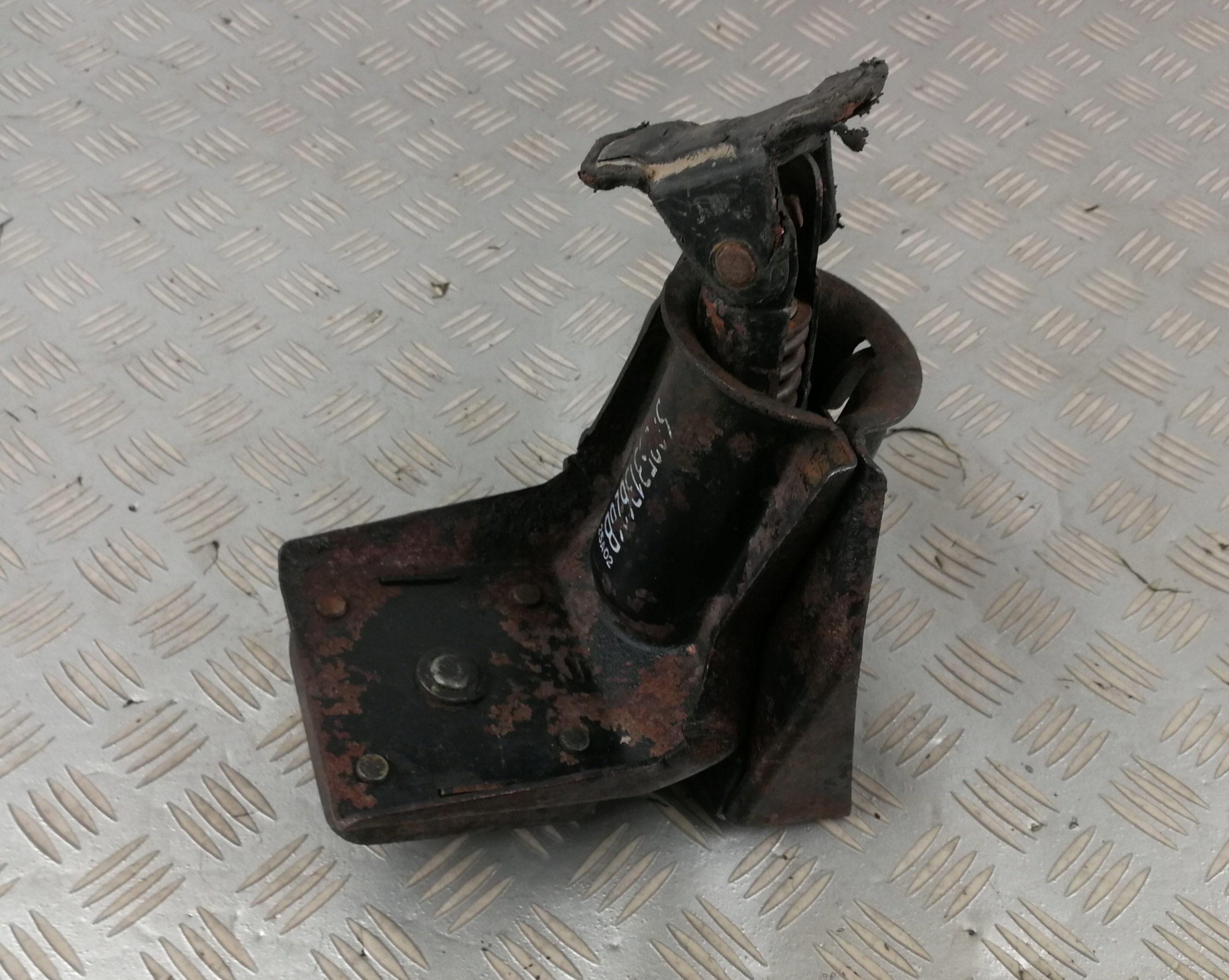 winda uchwyt mocowanie koła zapasowego dojazdowego RENAULT ESPACE III 3 97-