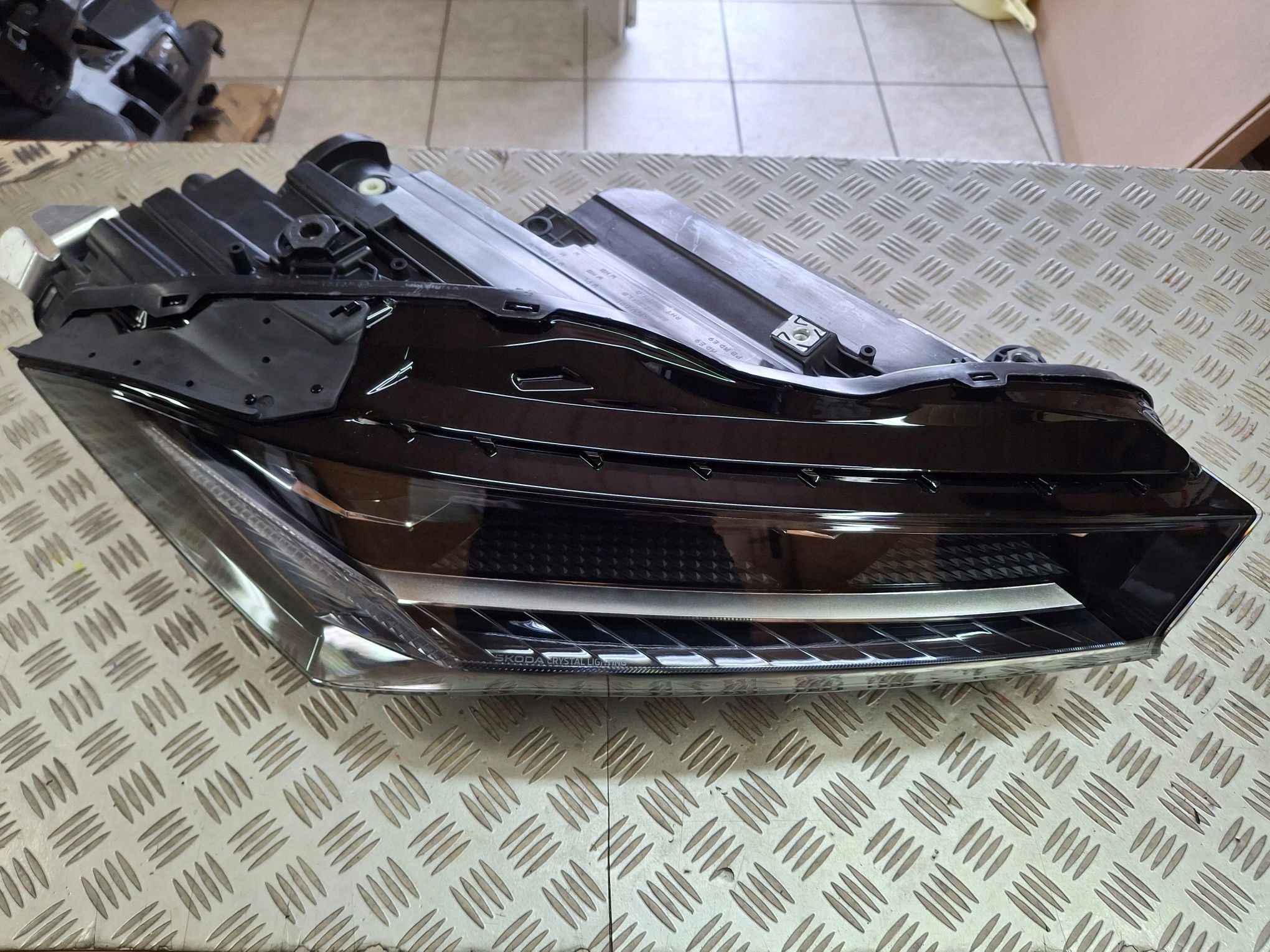 light right or left front FULL LED SKODA SUPERB IV 2023R->