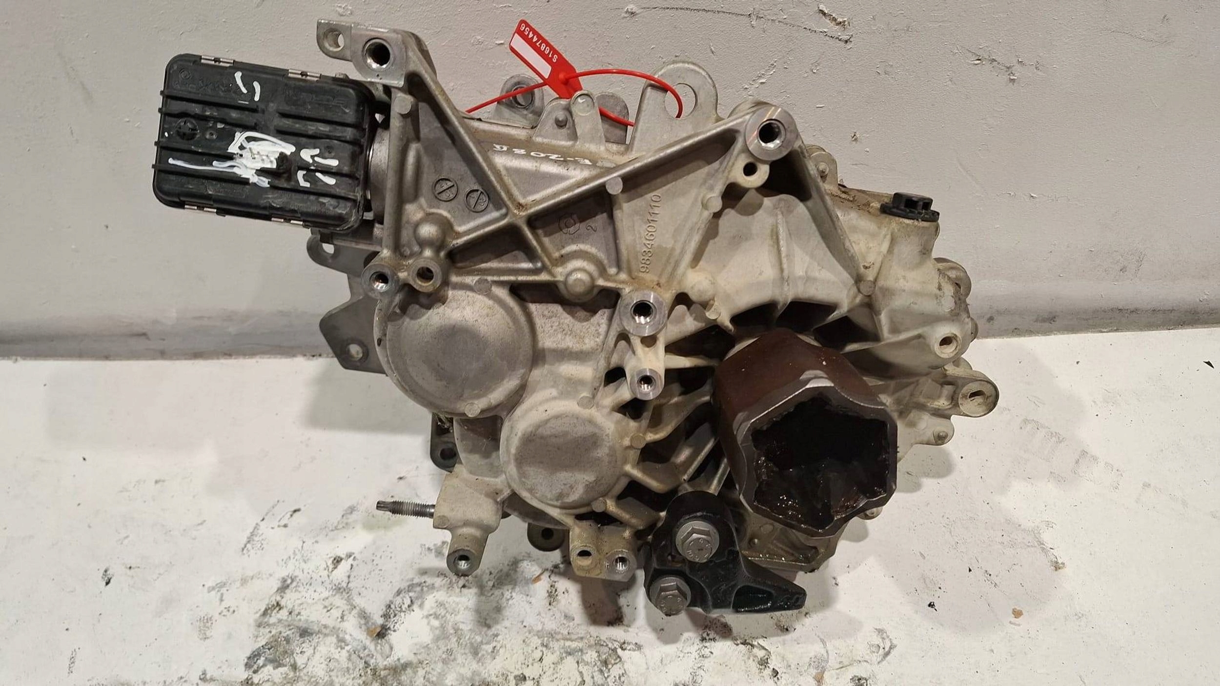 Getriebe 9834599180 Peugeot E-208 Opel Corsa-E