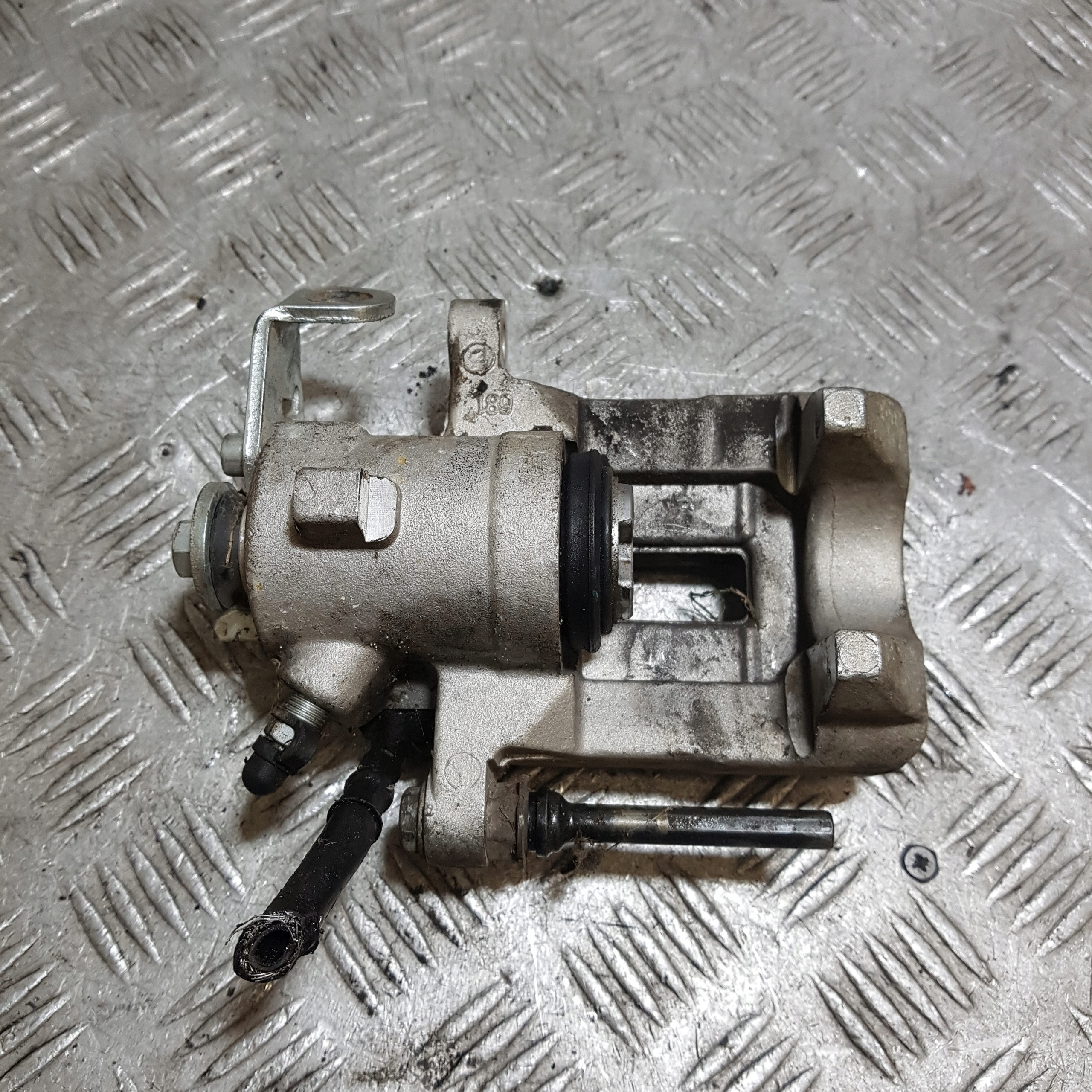 caliper brake right rear part rear VOLKSWAGEN GOLF 4