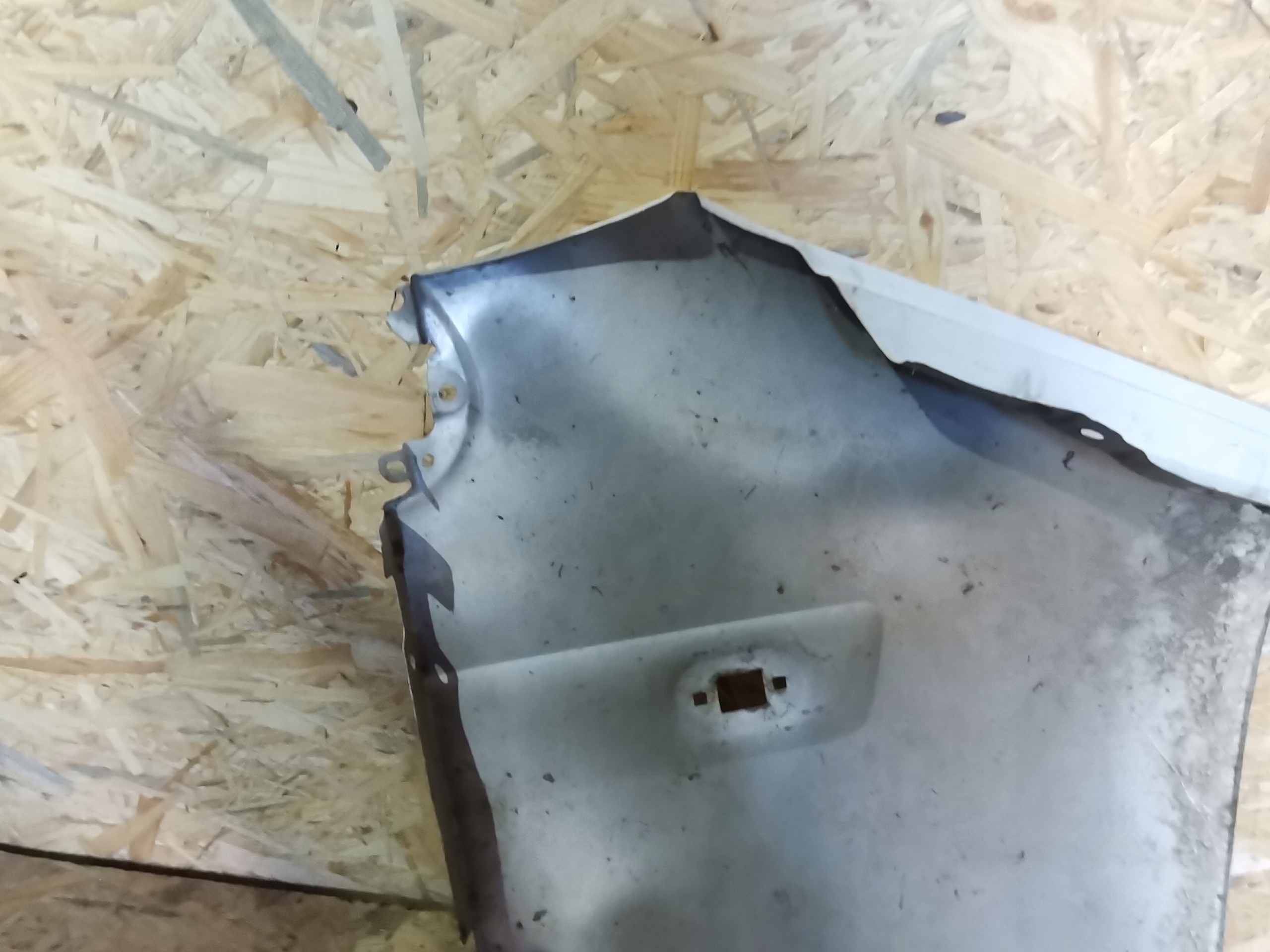 fender left front RENAULT MASTER II