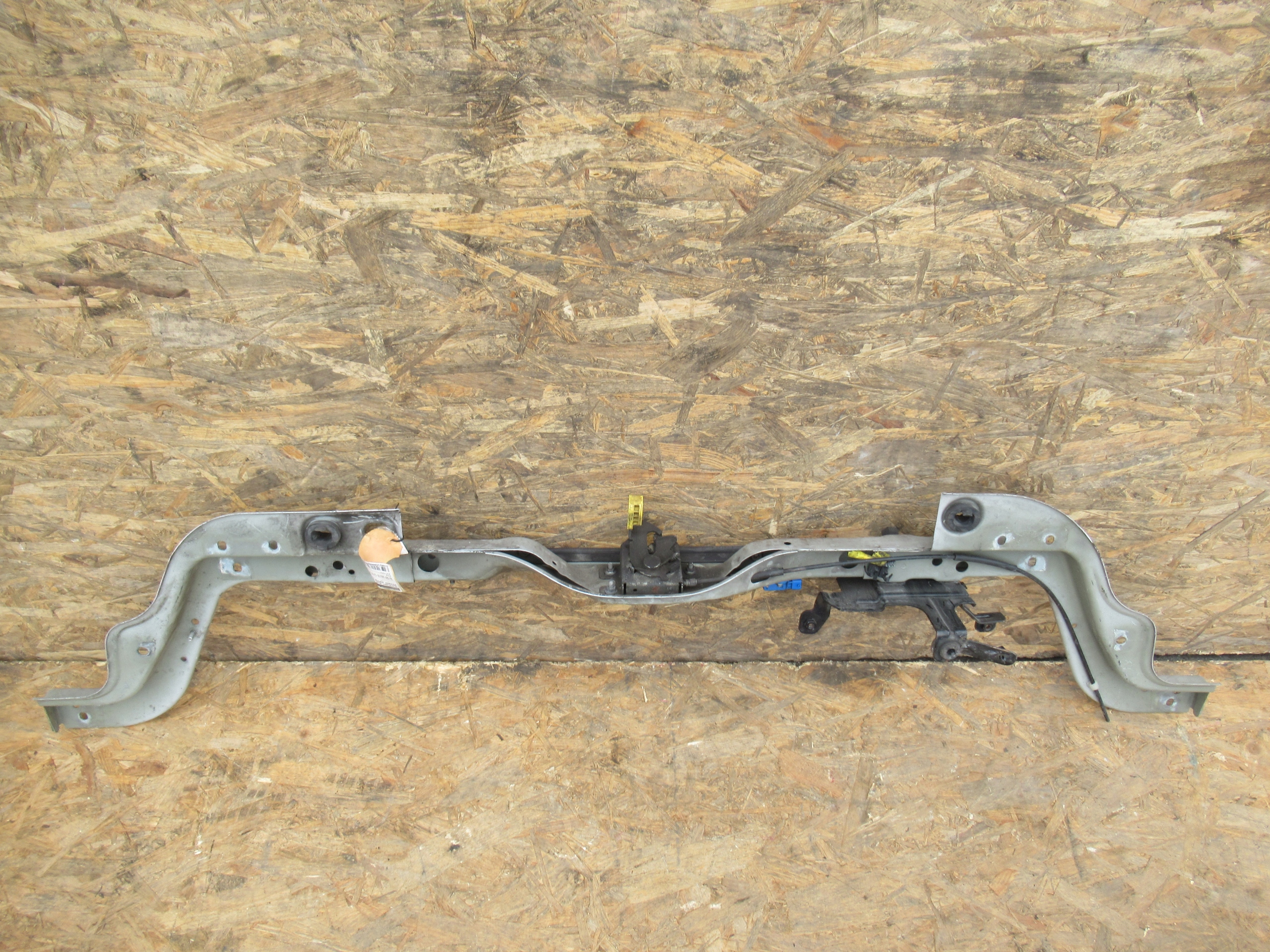 support panel for radiators zamkowy Peugeot Bipper