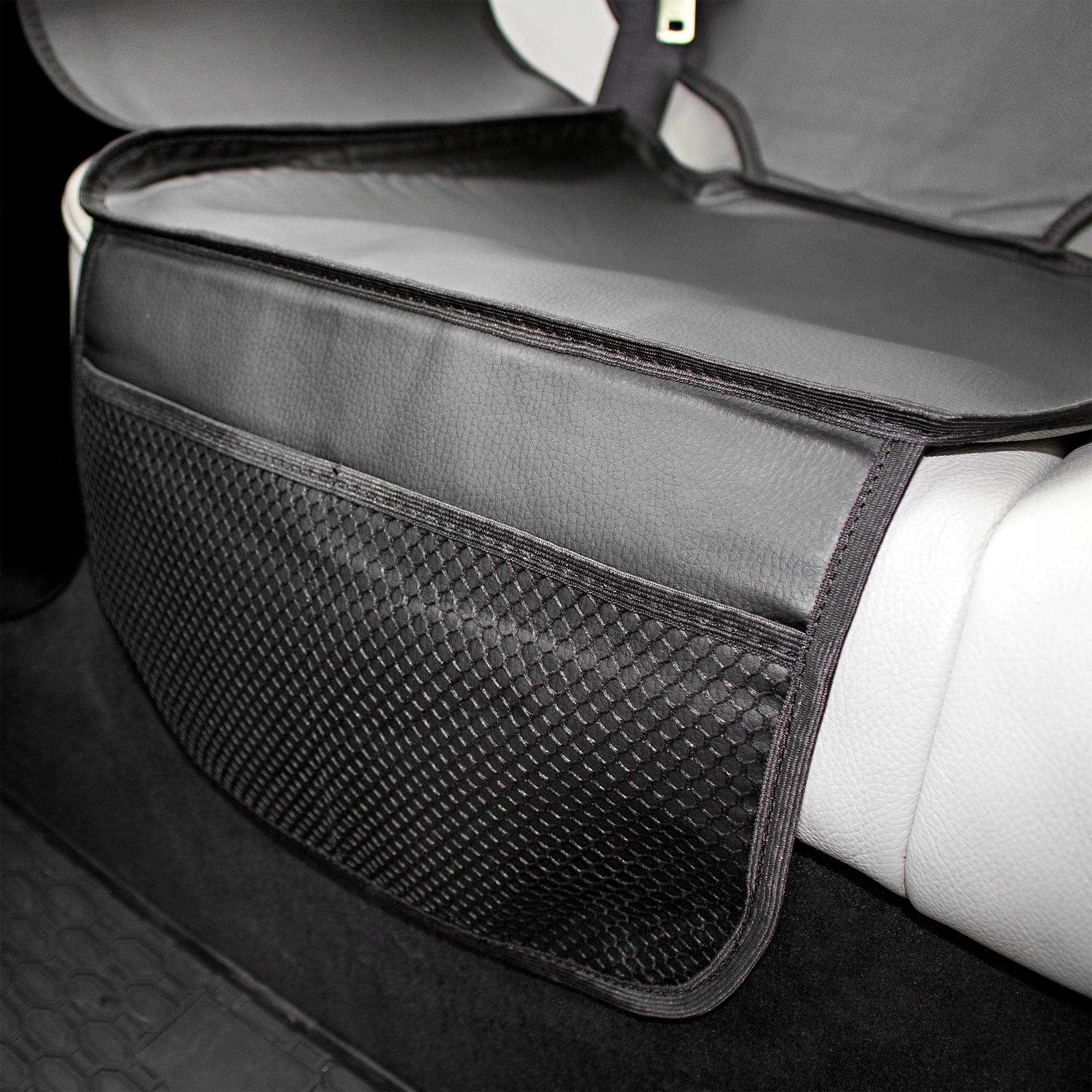 MATA OCHRONNA pod FOTELIK samochodowy osłona fotel Marka Agmi