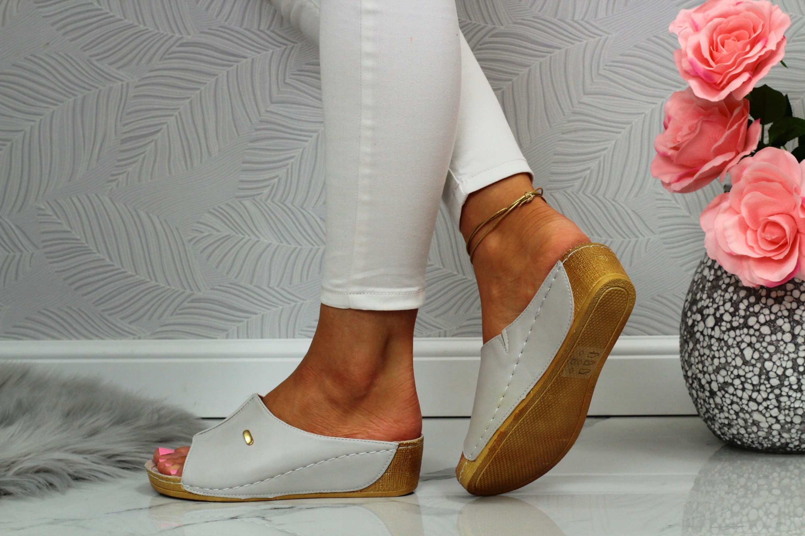 KLAPKI DAMSKIE SZYTE PROFILOWANE POLSKIE SKÓRA Rozmiar 40