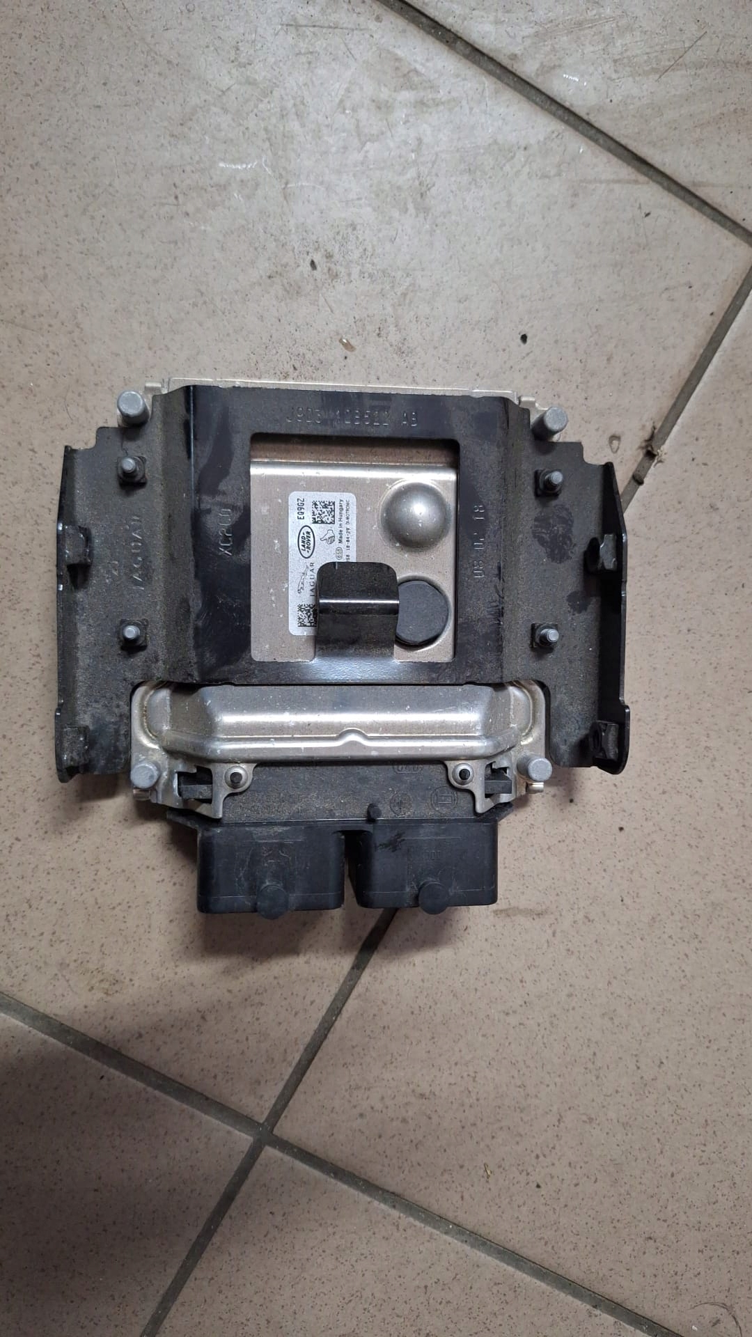 KOMPUTER STEROWNIK SILNIKA JAGUAR I-PACE J9D3-14C568-GA