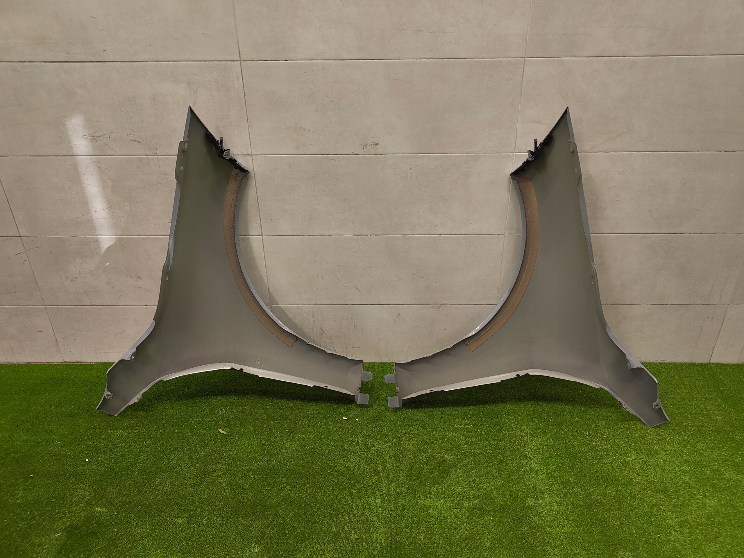 BMW F74 fender front front left colour C4P