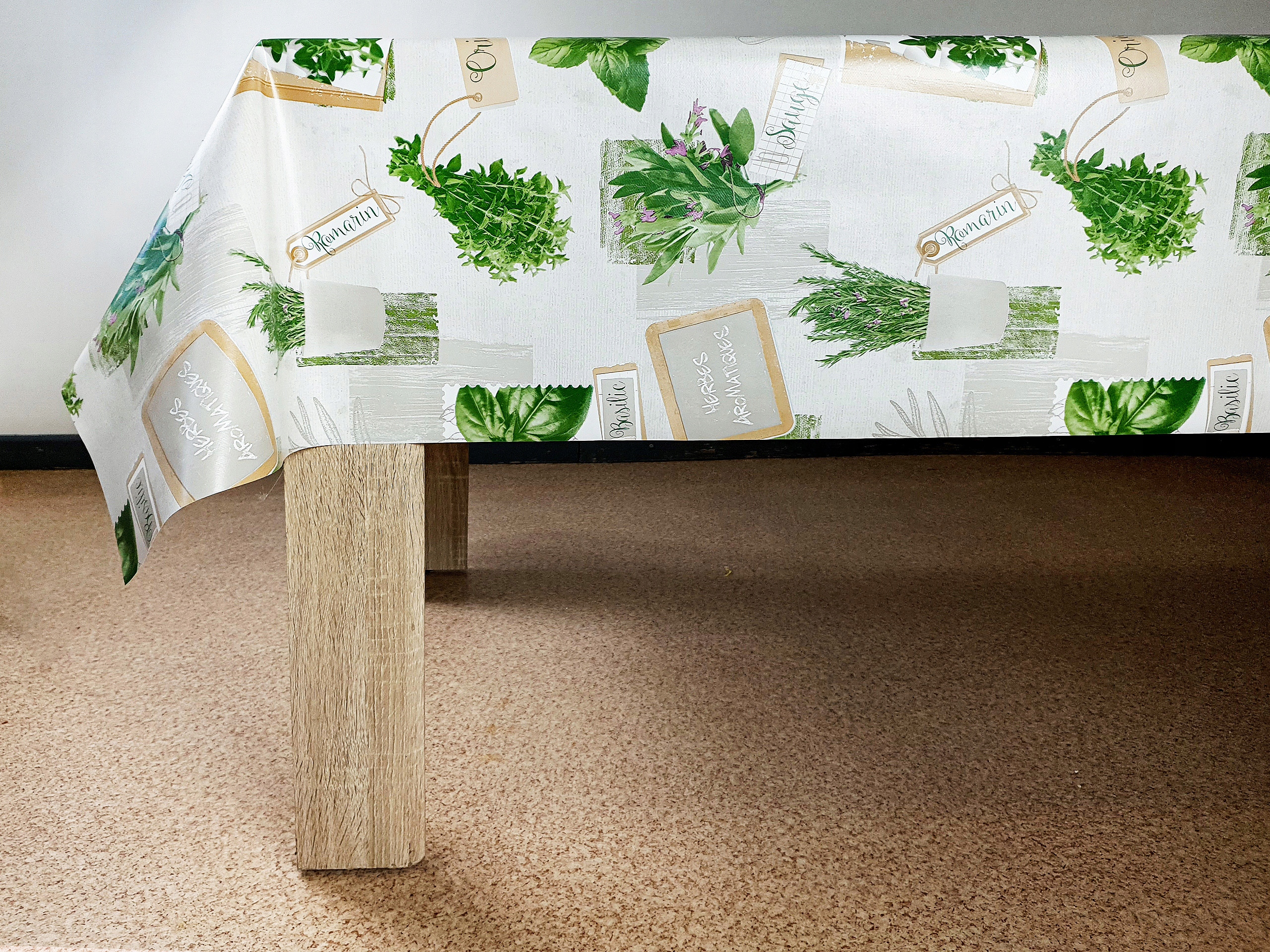 Cerata Na Stół Na Włókninie Wymiar Rolki 160x140cm Marka DecoMeister