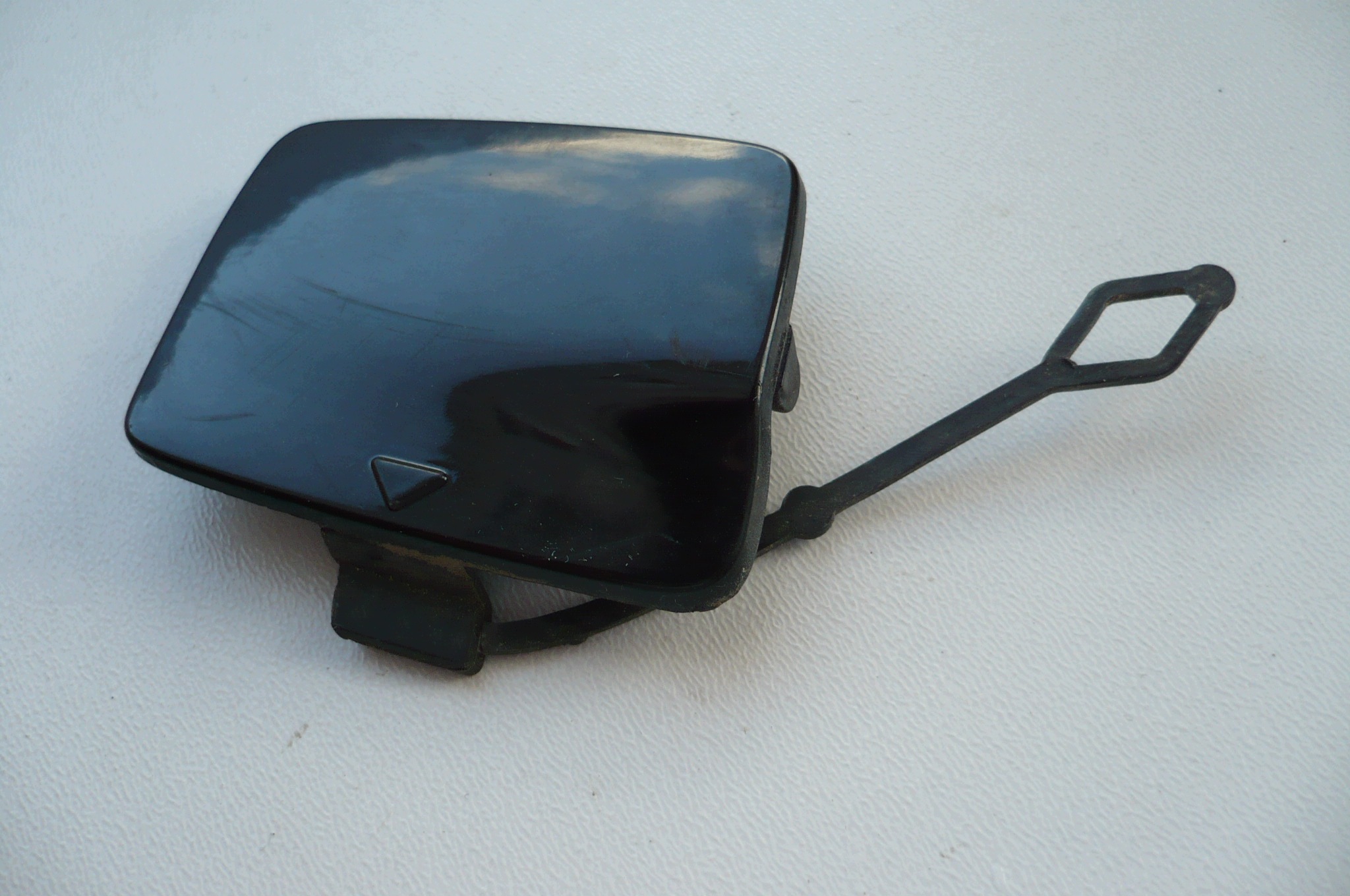 BMW X5 E70 m-packet 06-13 towing hook cap bumper rear part right